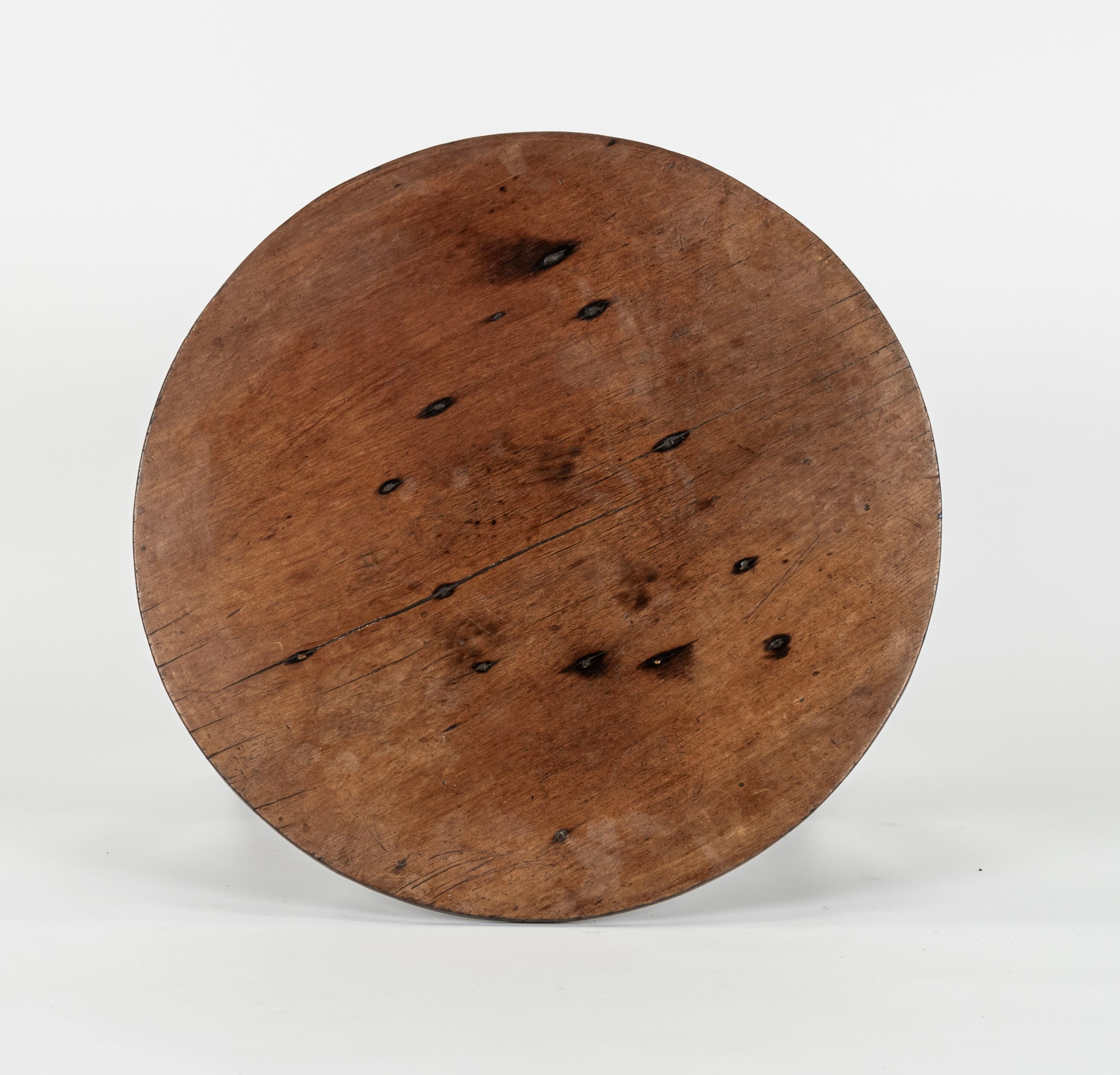 19th Century  English Cricket Table For Sale 2