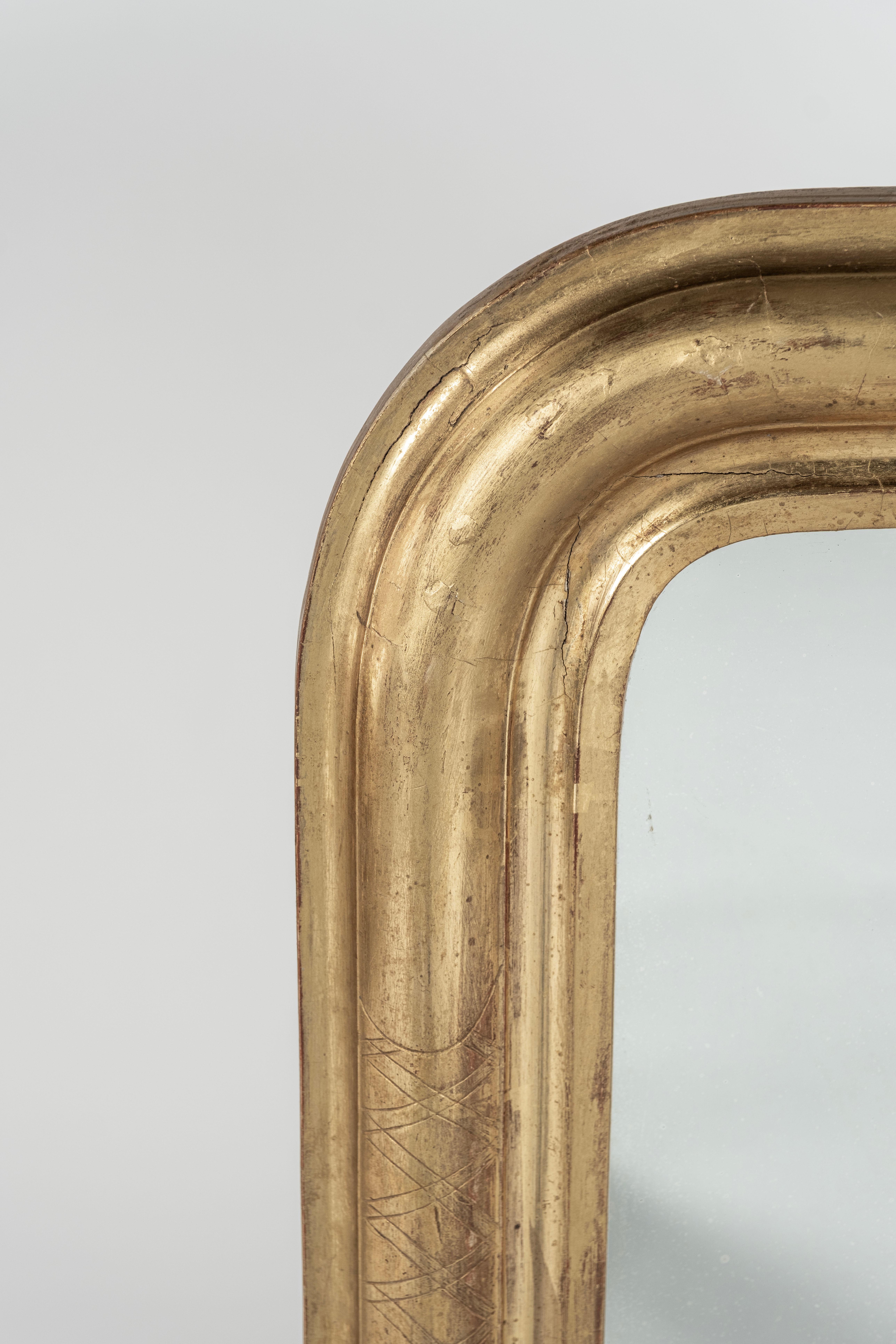 Miroir doré Louis Philippe du 19ème siècle Bon état - En vente à Houston, TX