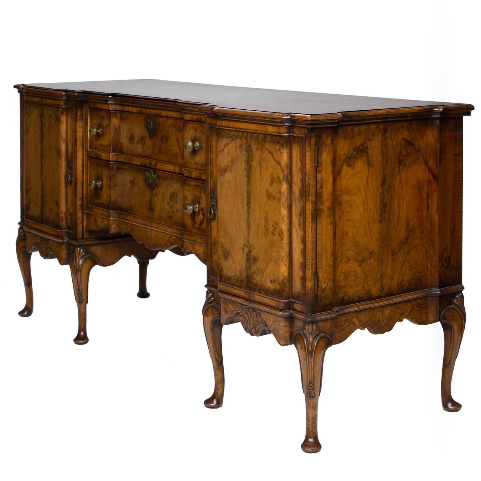 Veneer 19th Century English Walnut Serving Sideboard