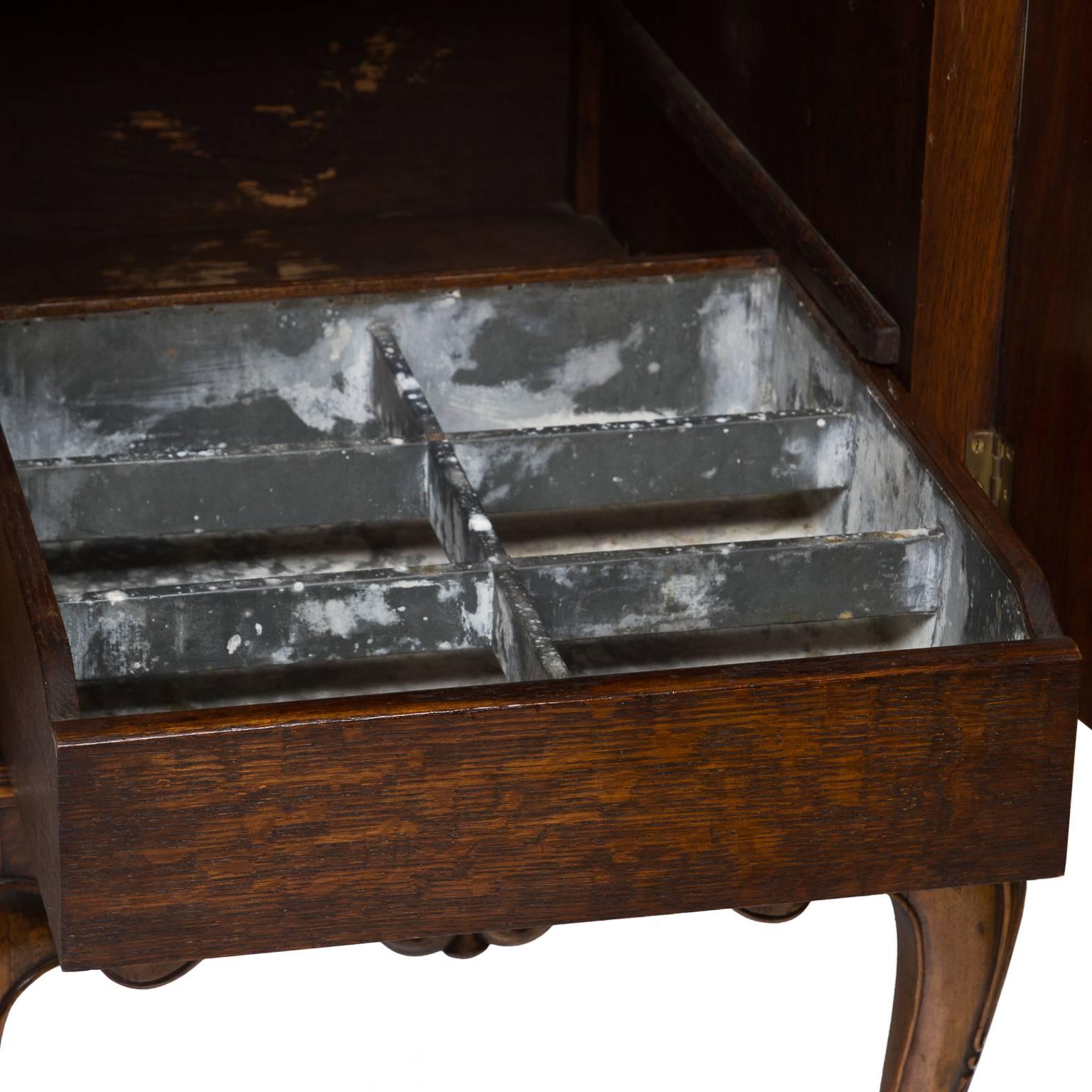 Burl 19th Century English Walnut Serving Sideboard