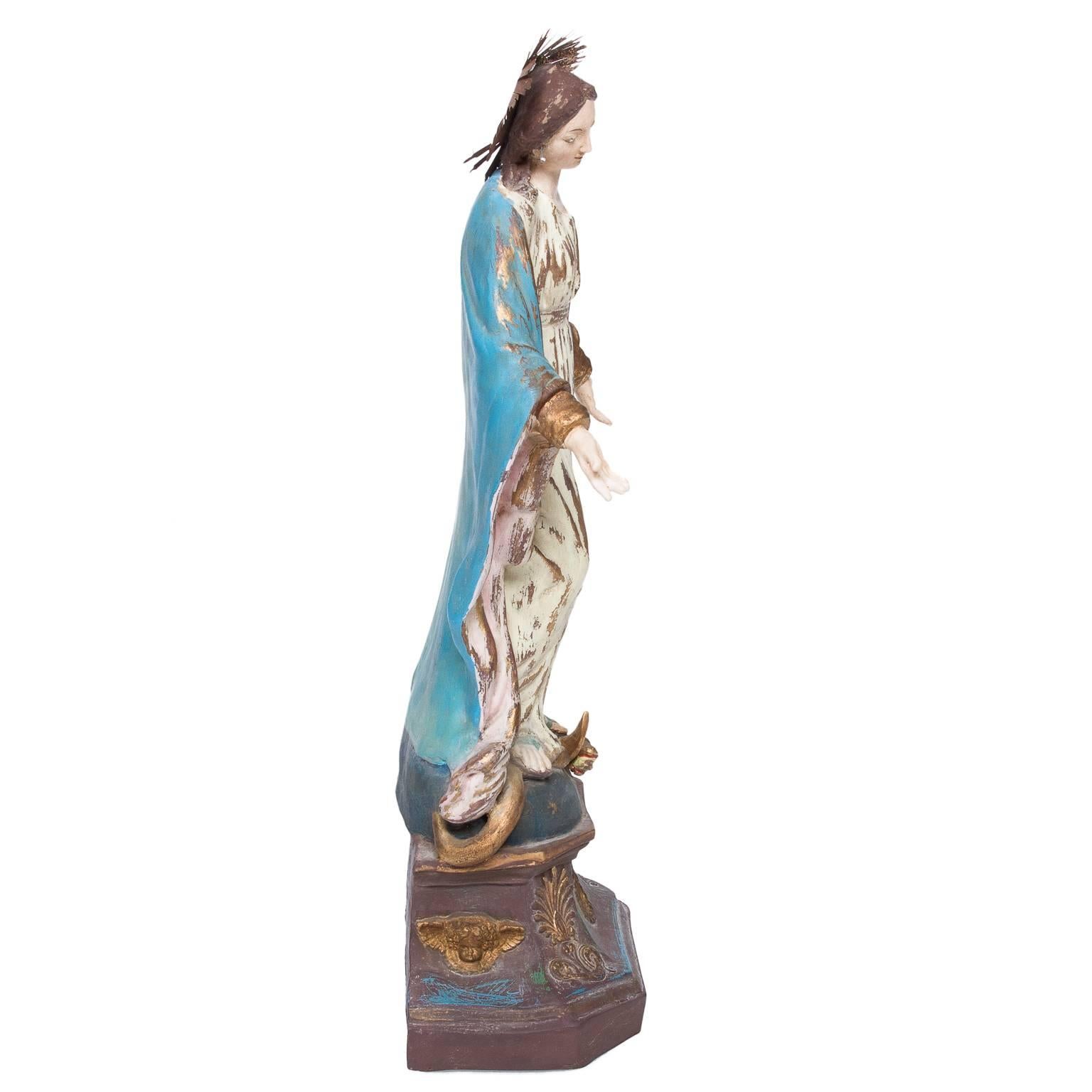 Vintage Papier Mâché Sculpture of the Virgin Mary In Excellent Condition In Hixson, TN