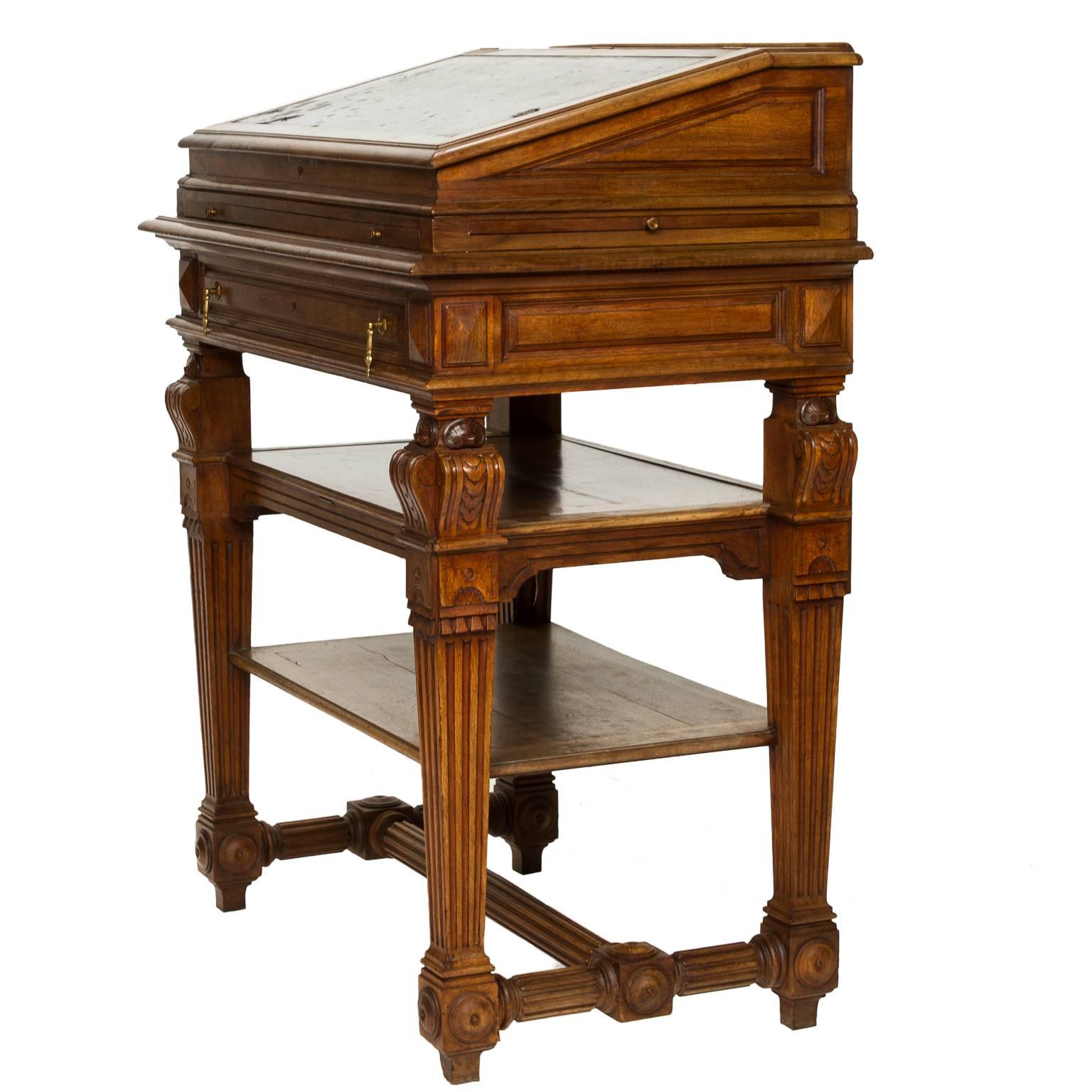 French Renaissance Walnut Stand Up Writing Desk In Excellent Condition In Hixson, TN