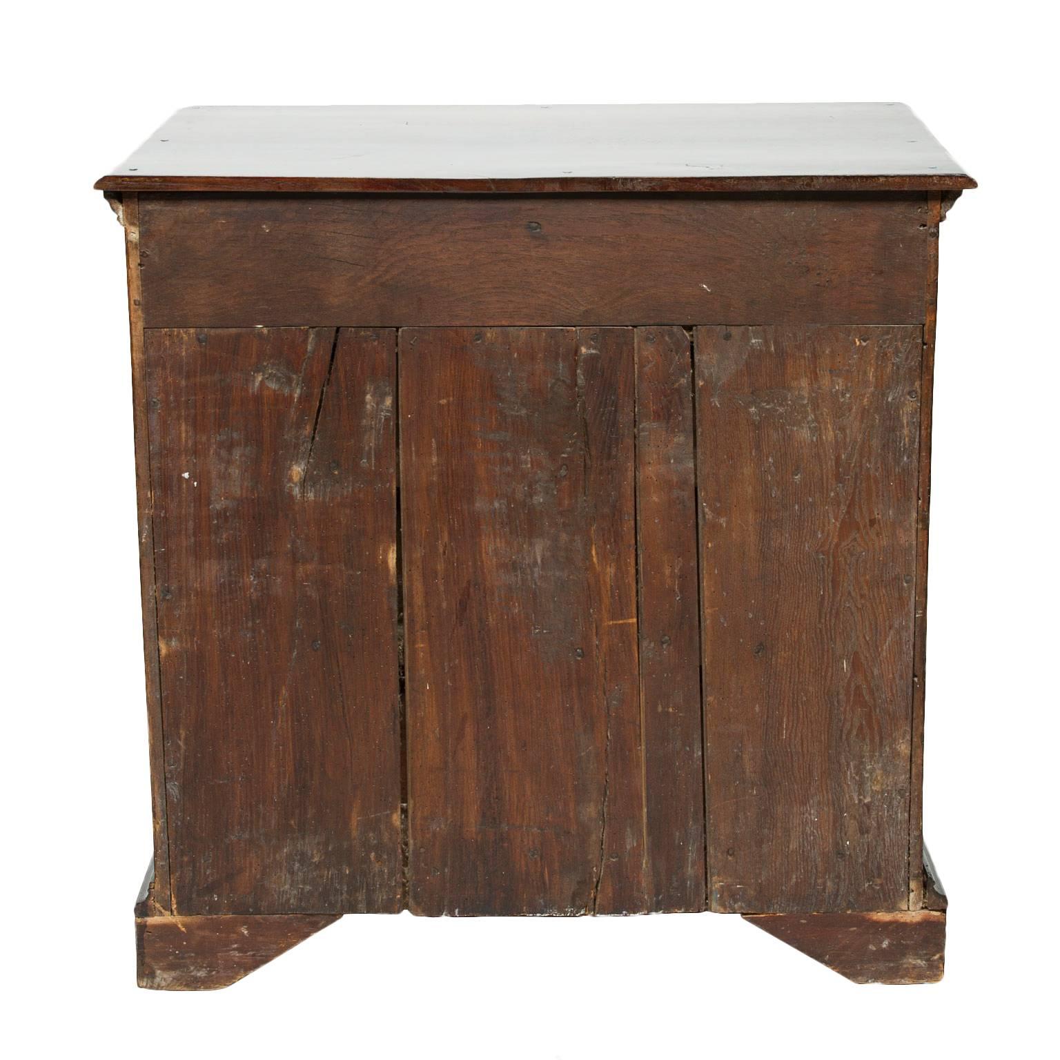 18th Century English Oak Chest of Drawers 1