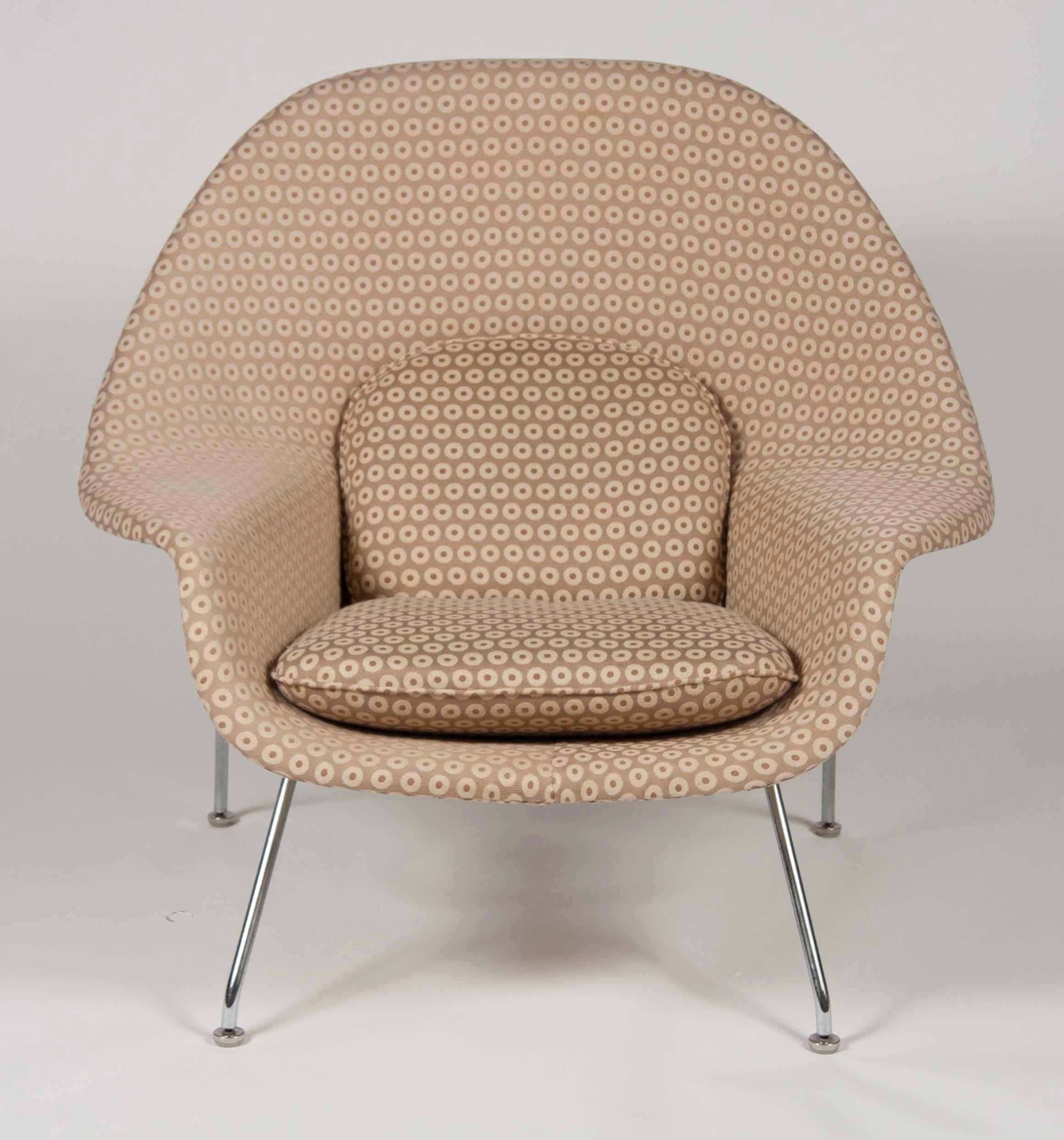 Metal Eero Saarinen Womb Chair