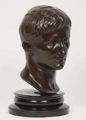 Busto de bronce del siglo XIX del emperador romano Augusto