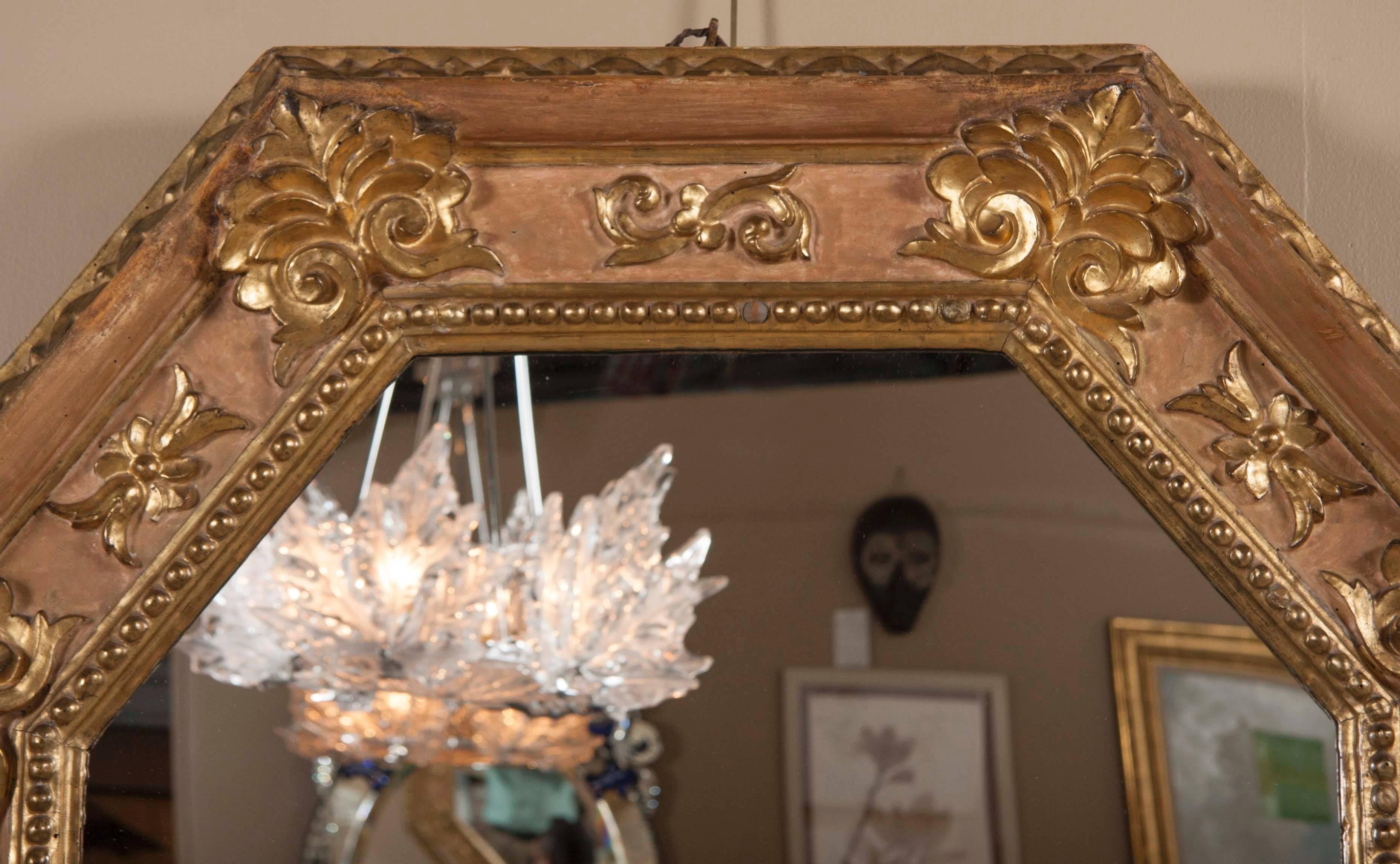 Handsome Italian Giltwood Octagonal Mirror 2