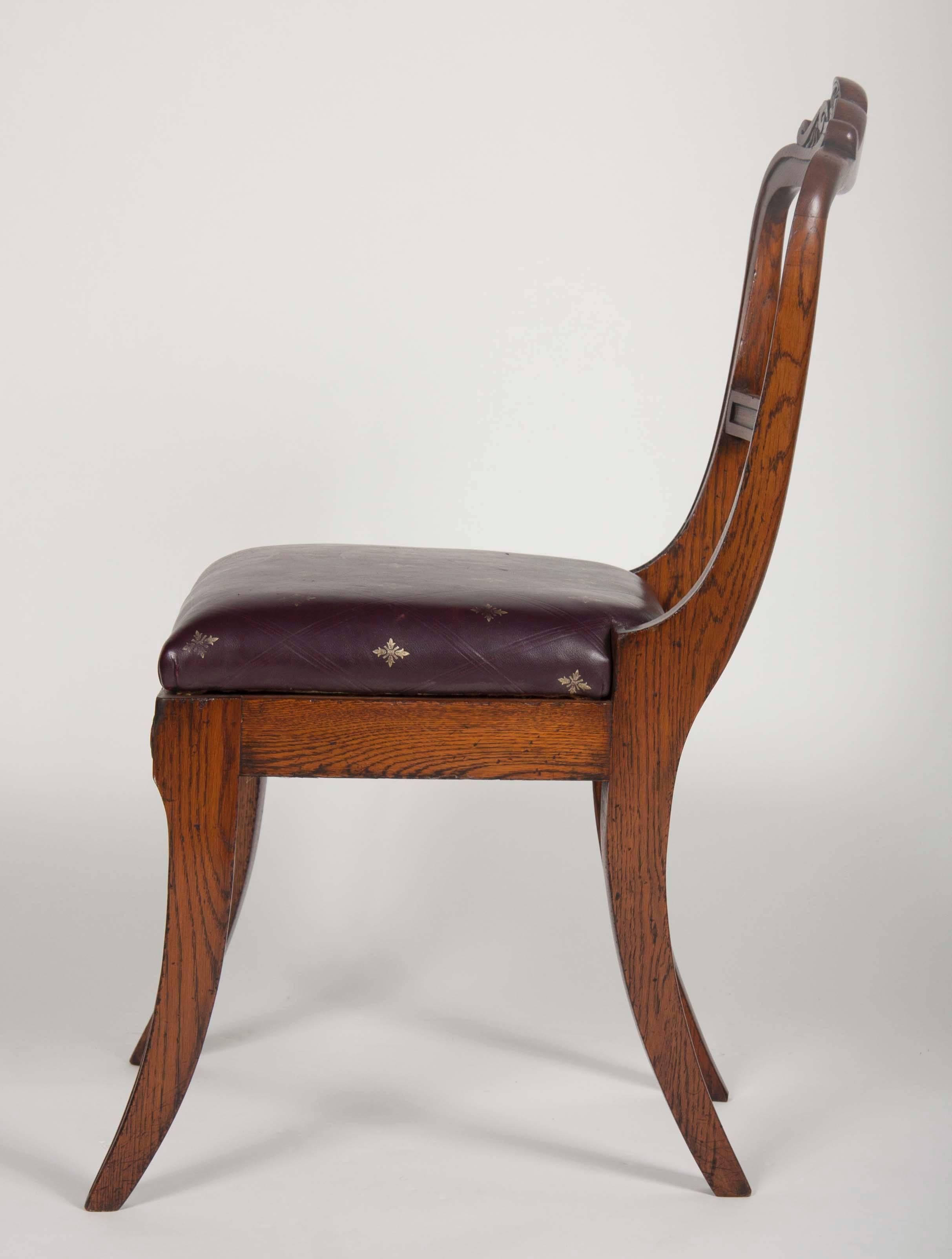 Set aus acht englischen Esszimmerstühlen aus Eichenholz (Viktorianisch) im Angebot