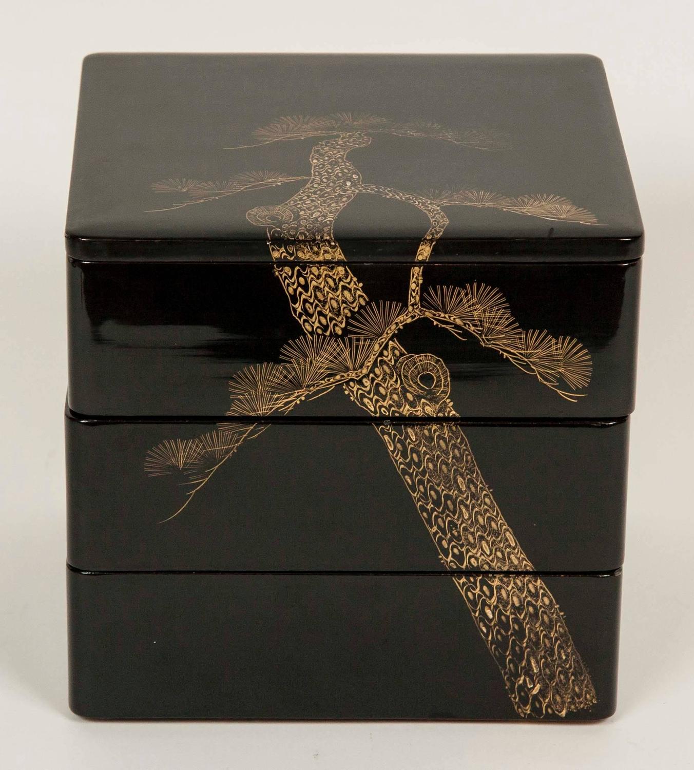 Japanese Meiji Black Lacquer Bento Box For Sale at 1stdibs