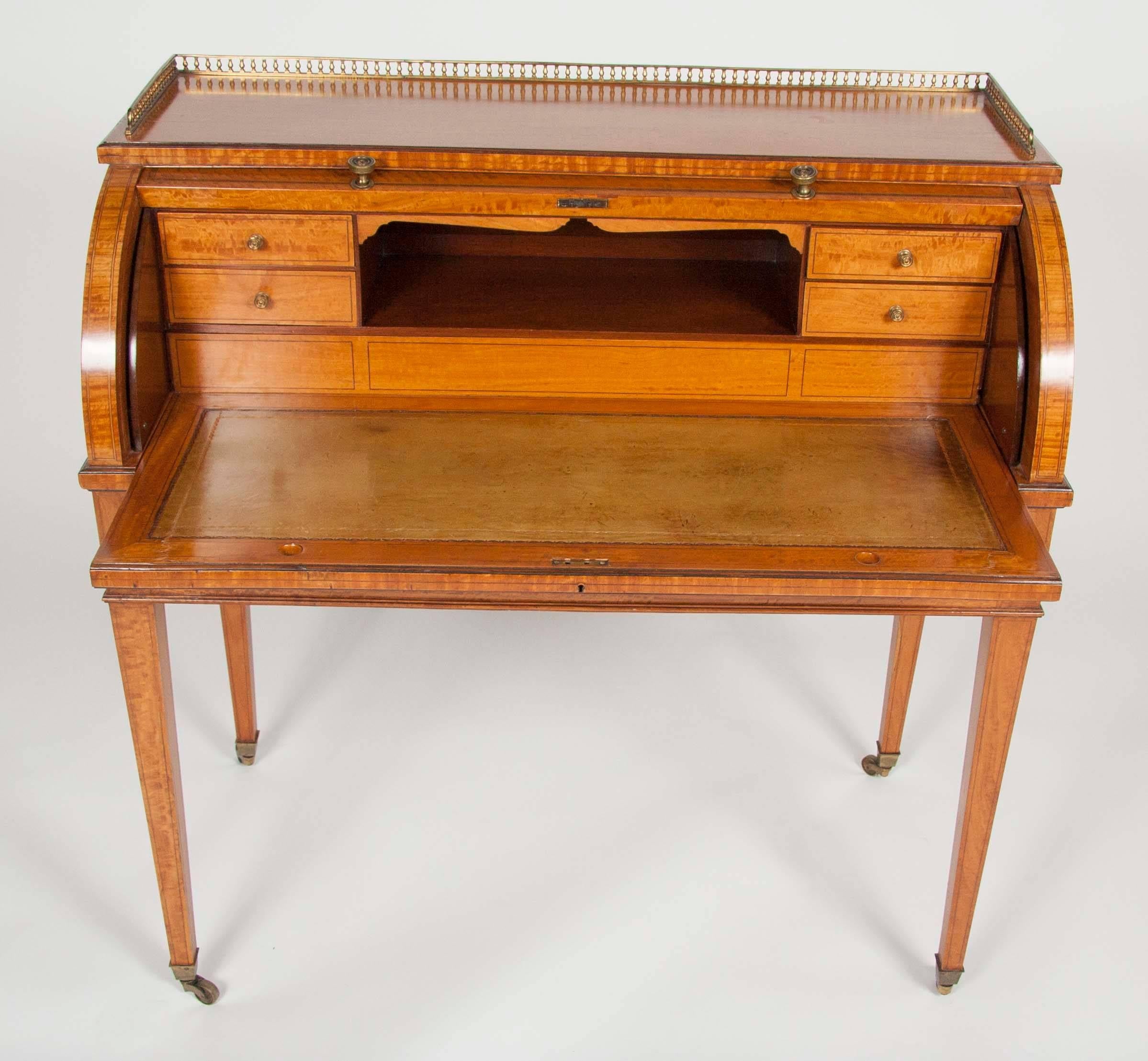 Edwardian Cylinder Desk by W.J Mansell, London In Excellent Condition In Stamford, CT