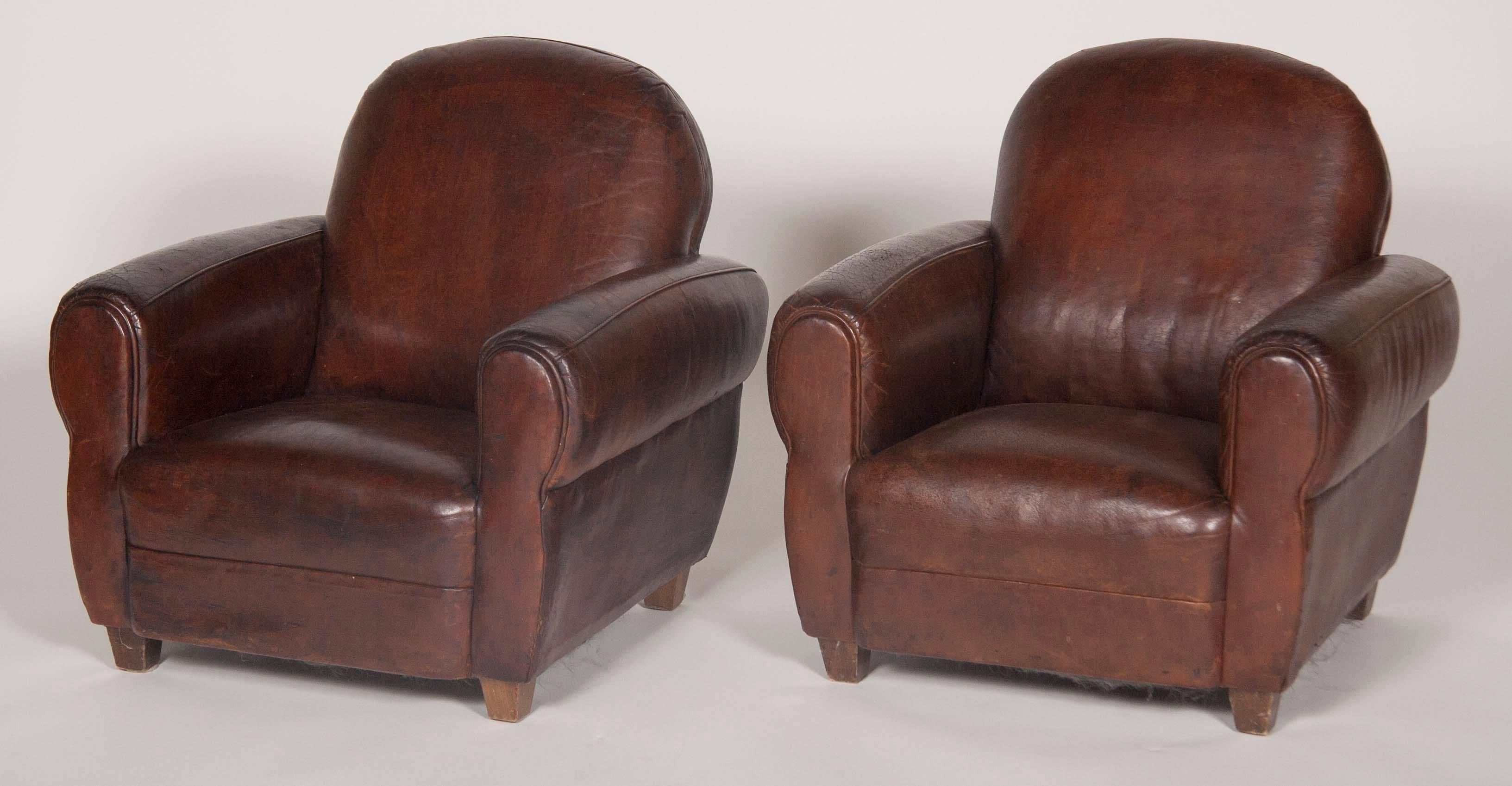 Rare Pair of Vintage Deco Leather Child's Chairs In Good Condition In Stamford, CT