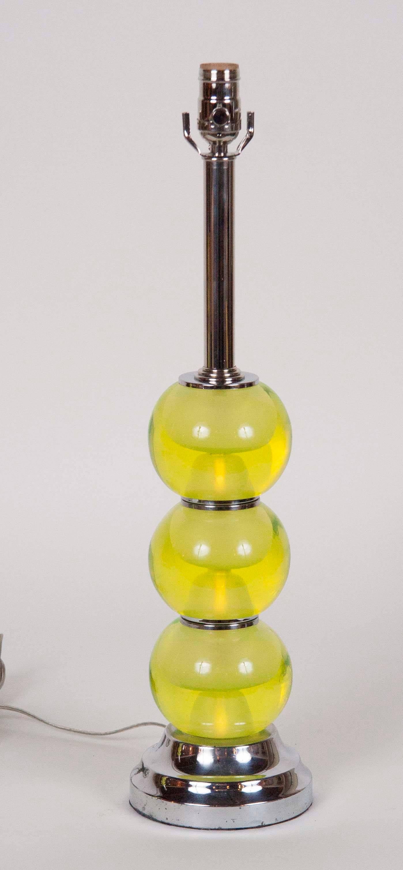 Mid-Century Modern Pair of Mid-Century Murano Glass Lamps For Sale