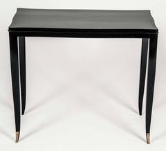 Paire de tables consoles en bois d'ébène conçues par Andre Arbus