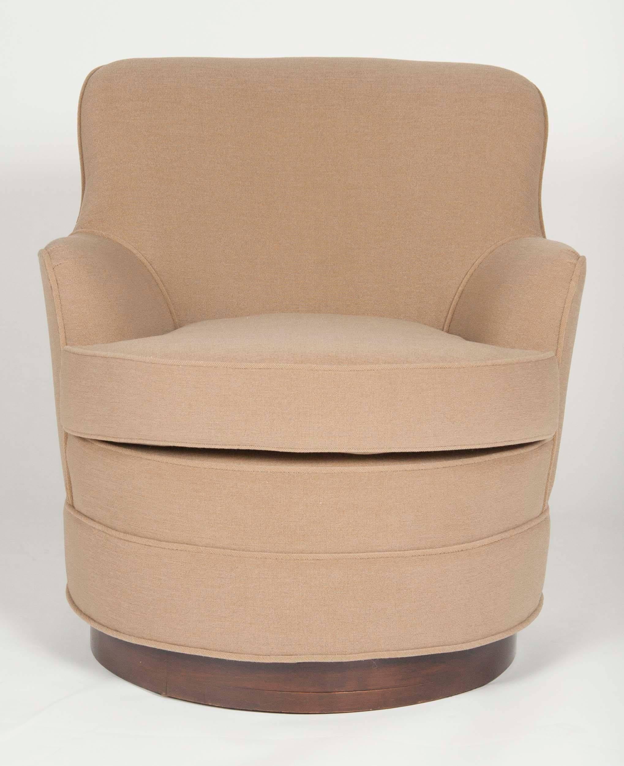 Set of Mid-Century Modern Swivel Tele-Chairs by Harvey Probber 2