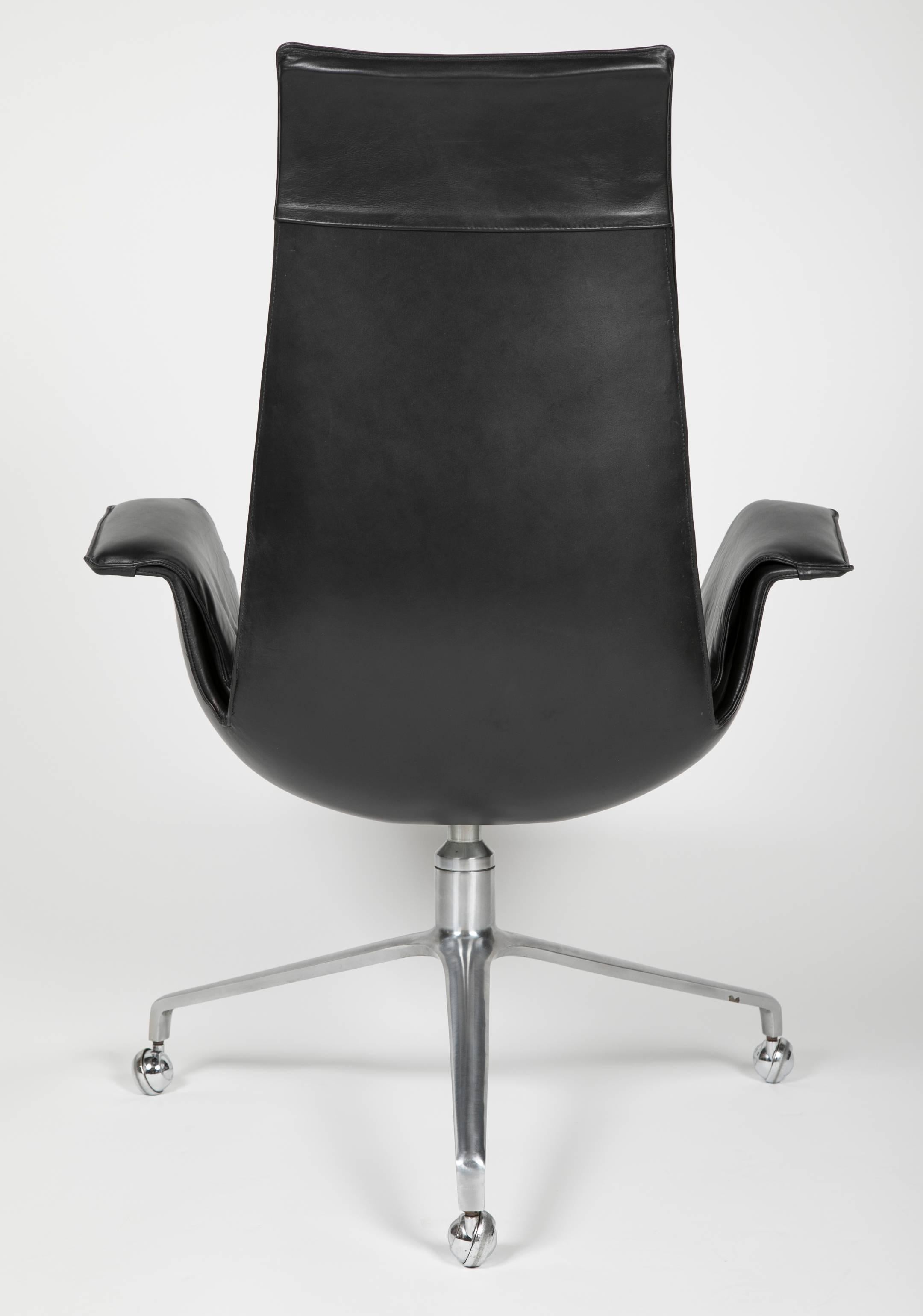 Danish Desk ‘Bird’ Chair by Preben Fabricius for Alfred Kill For Sale
