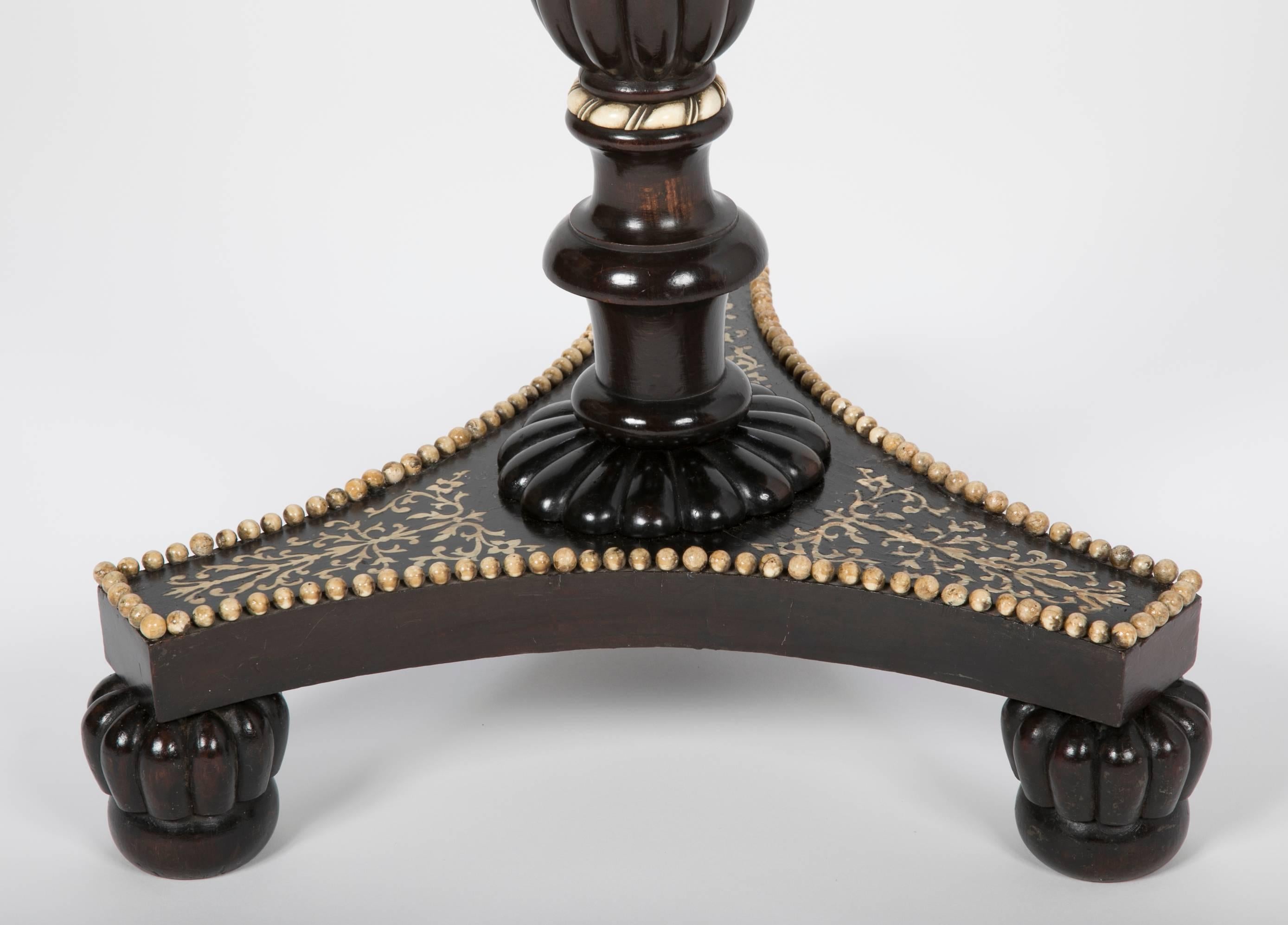 English Regency Ebonized Wood and Bone Penwork Side Table In Good Condition In Stamford, CT