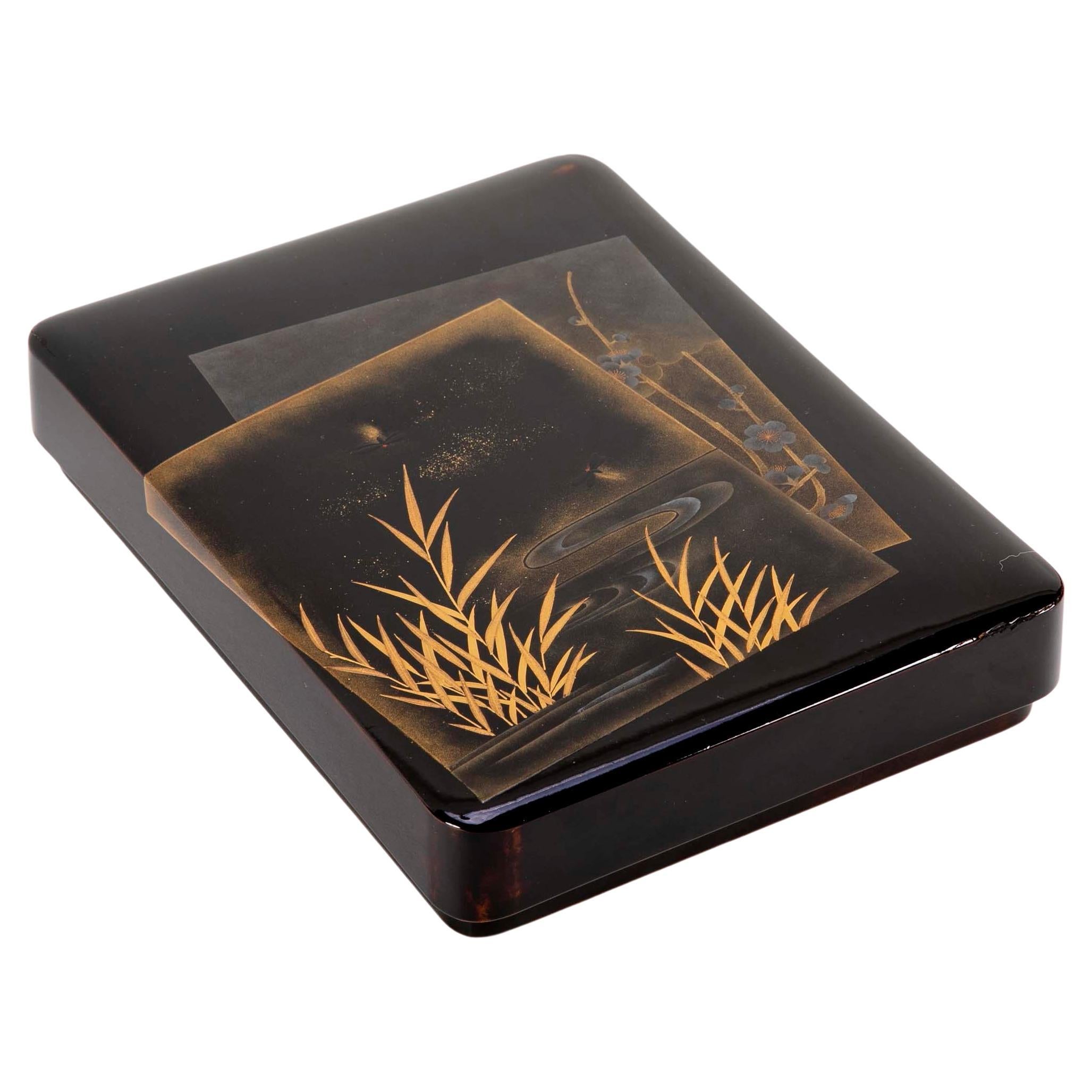 Schwarz-goldfarbene japanische Suzuribako-Schachtel aus Lack