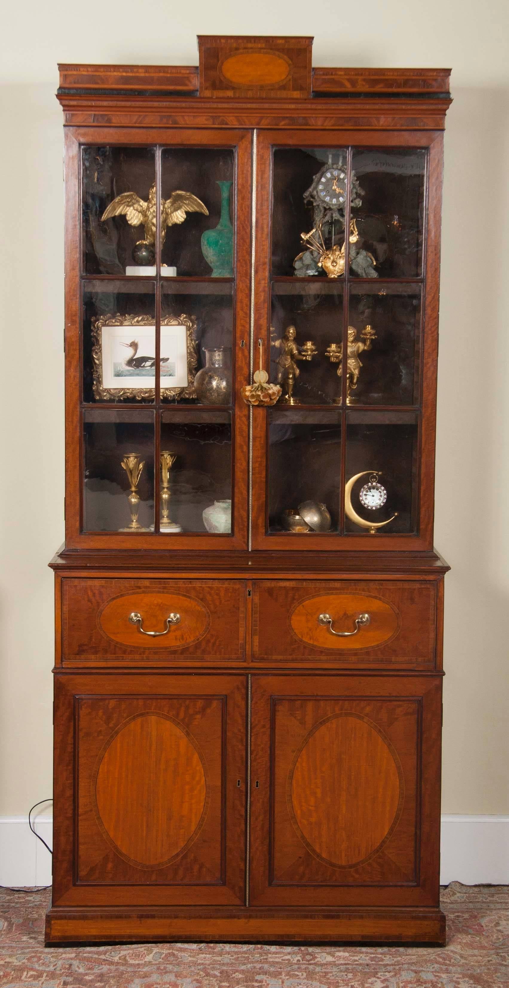 English Rare Near Pair of Regency Bookcases For Sale