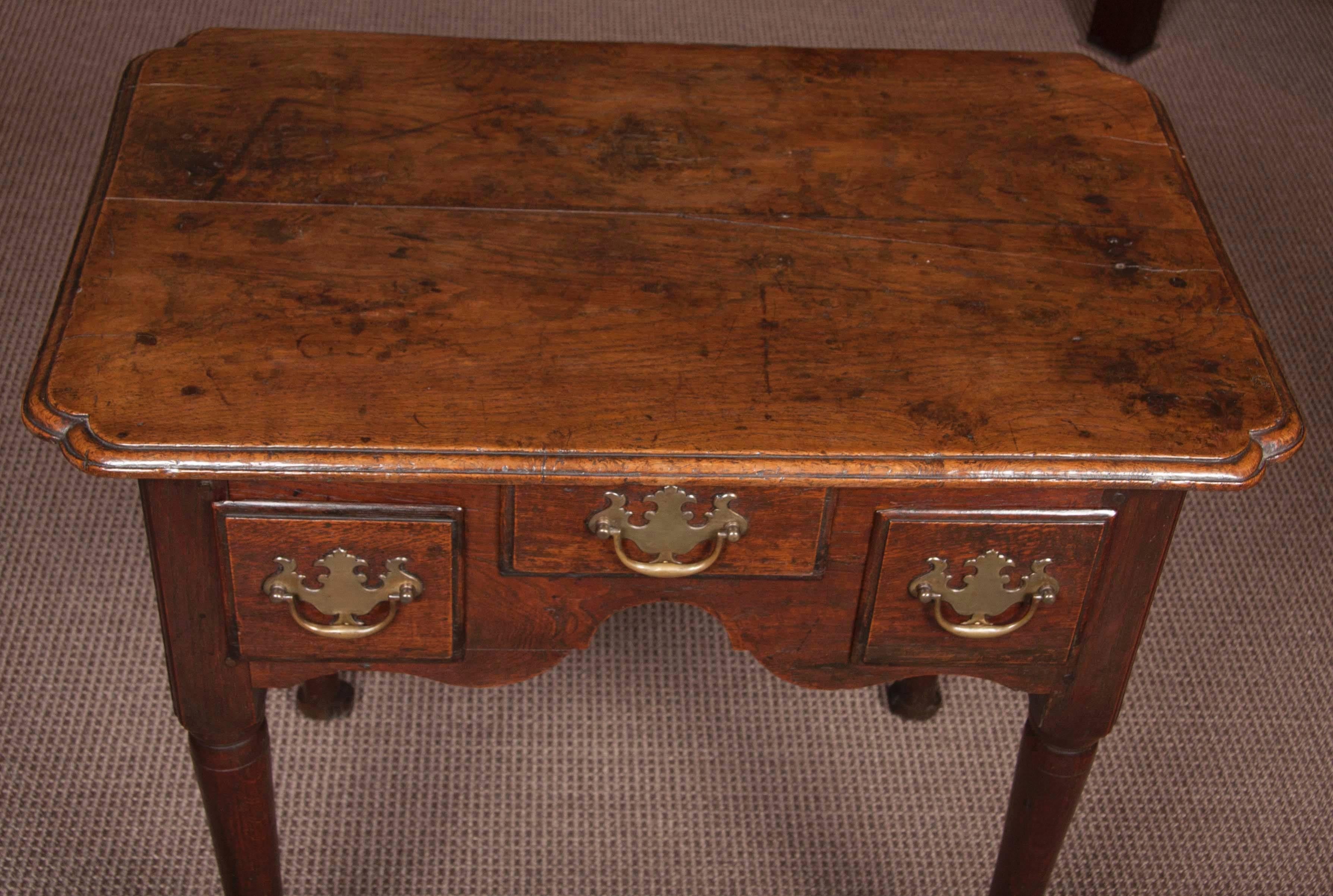 Queen Anne Period Oak Lowboy or Dressing Table 5