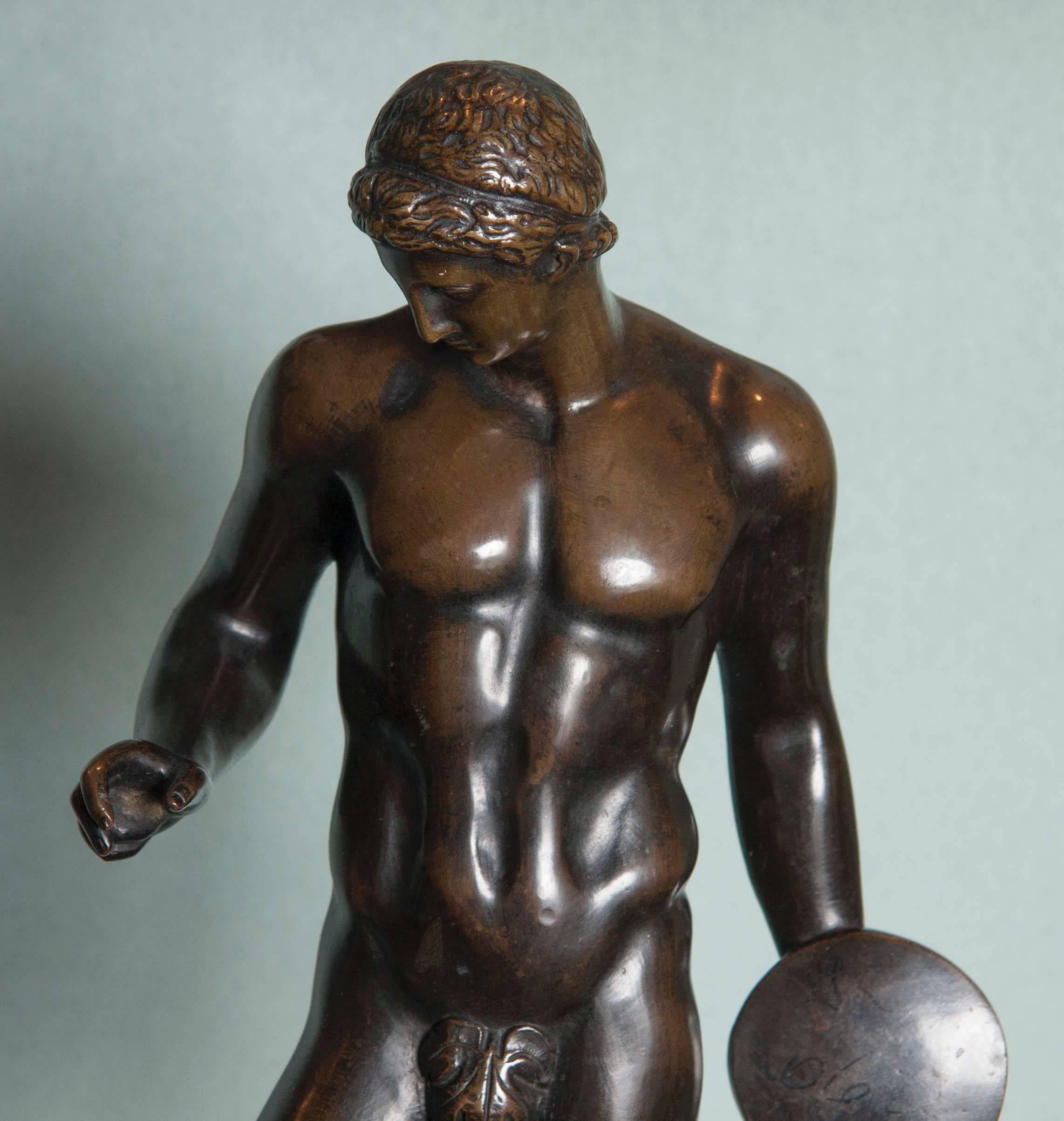 Grand Tour Patinated Bronze Sculpture of a Discus Thrower 1