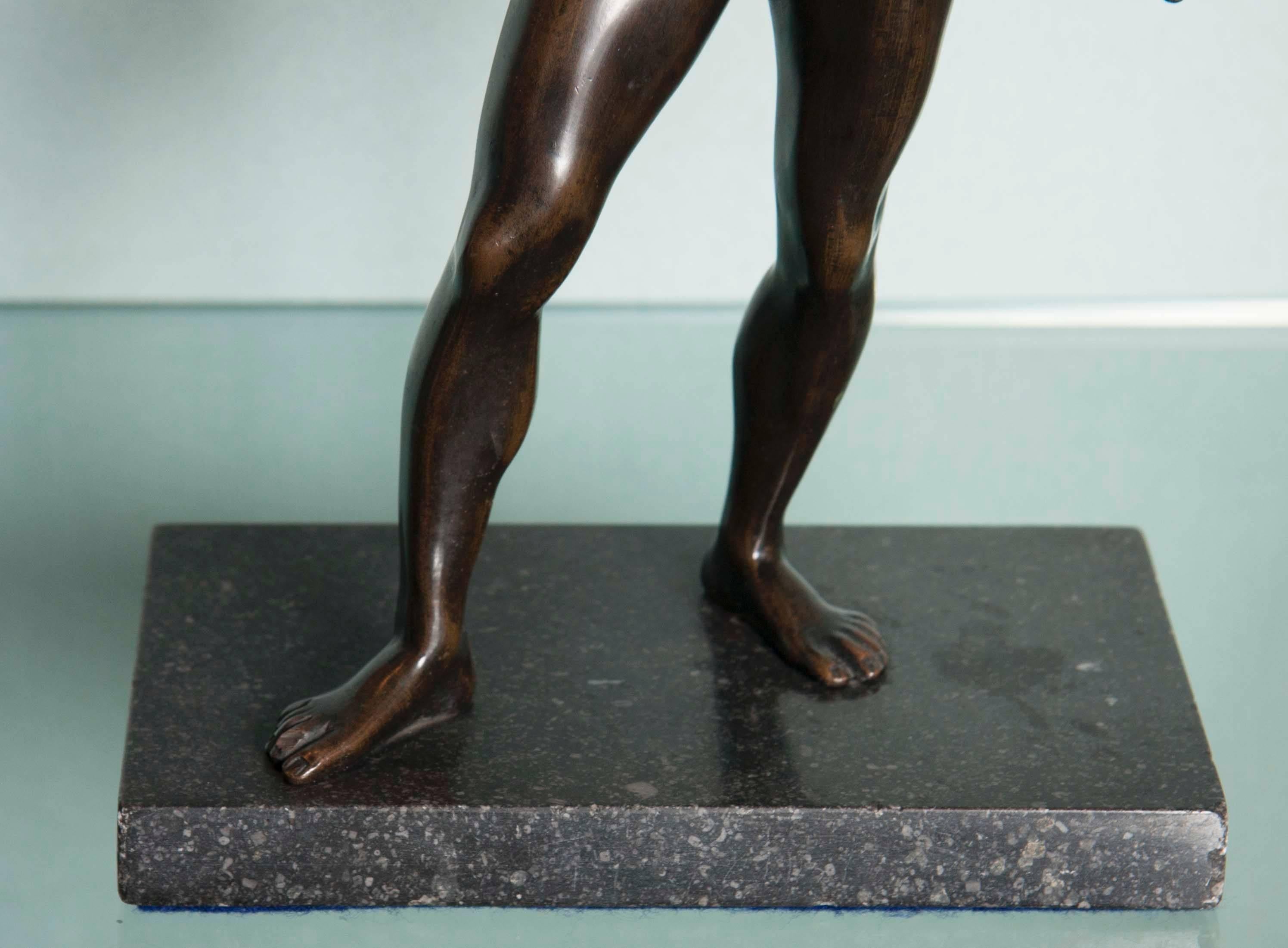 Grand Tour Patinated Bronze Sculpture of a Discus Thrower 4