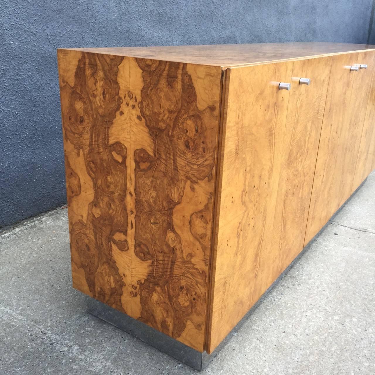 American Milo Baughman for Thayer Coggin Sideboard in Bookmatched Burled Olive Wood