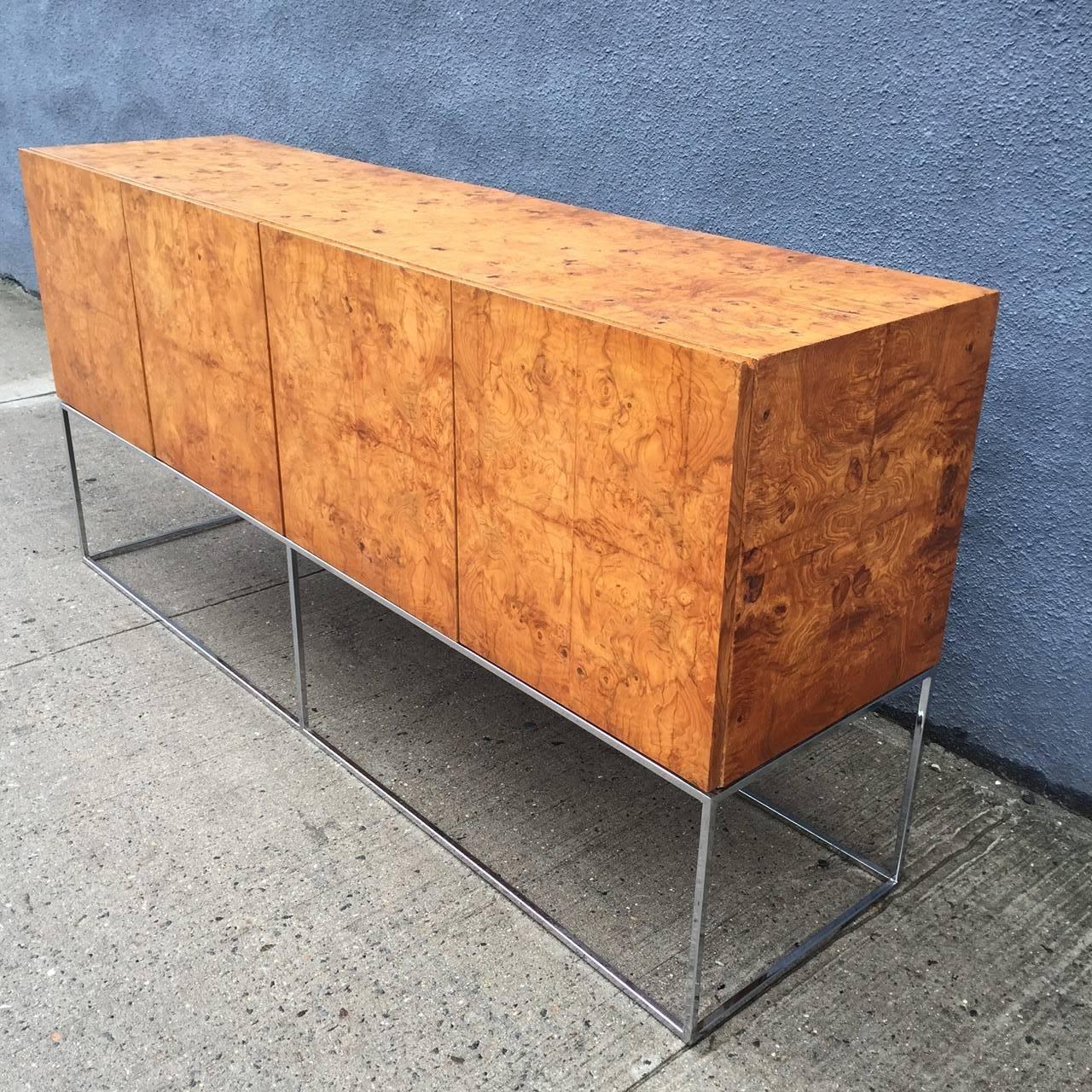 Mid-Century Modern Milo Baughman for Thayer Coggin Sideboard/Credenza in Bookmatched Olive Burlwood