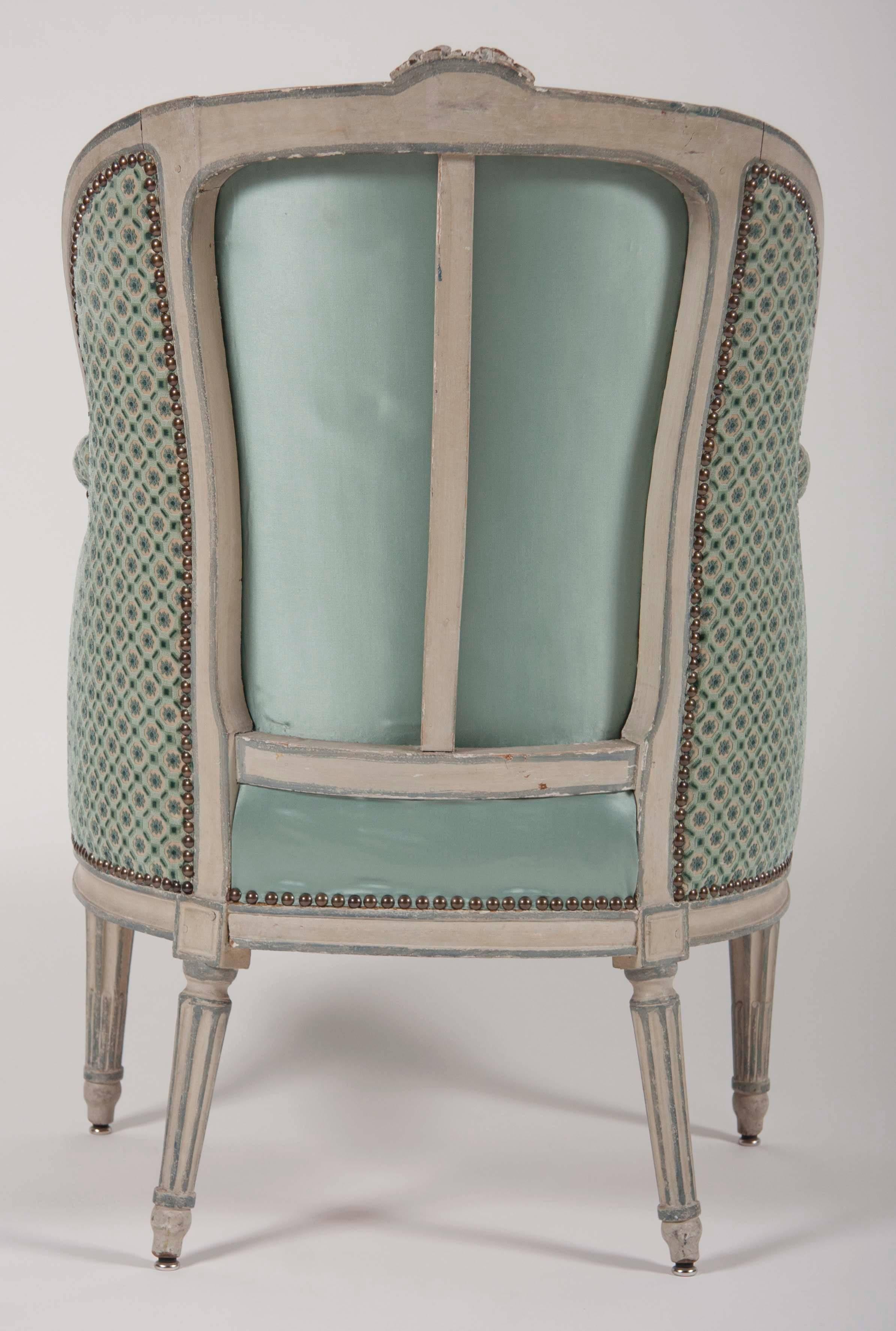 Pair of Louis XVI Blue and Grey Painted Upholstered Bergeres In Good Condition In Stamford, CT