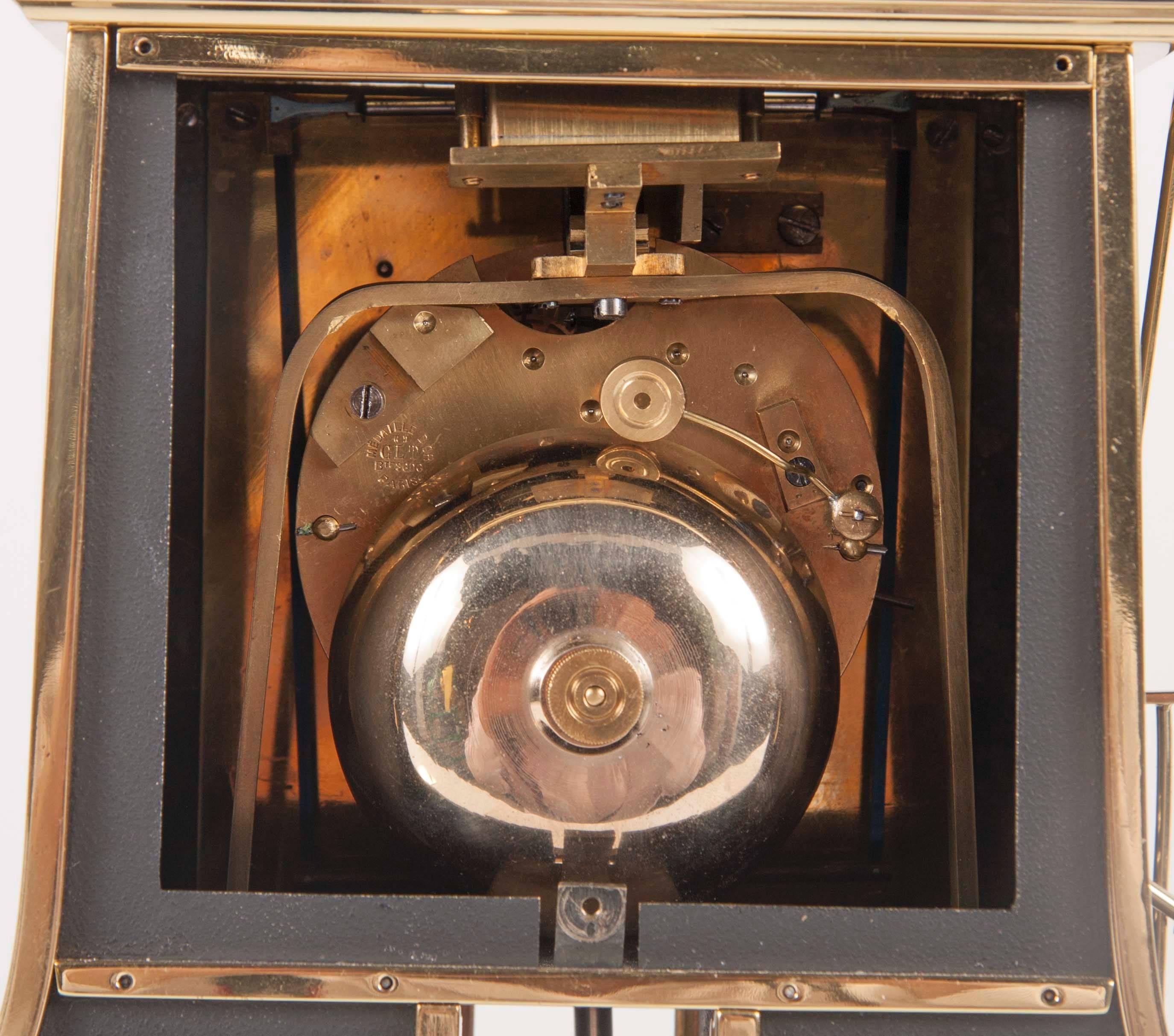 Französische Uhr des 19. Jahrhunderts mit passendem Kandelaber im Angebot 4