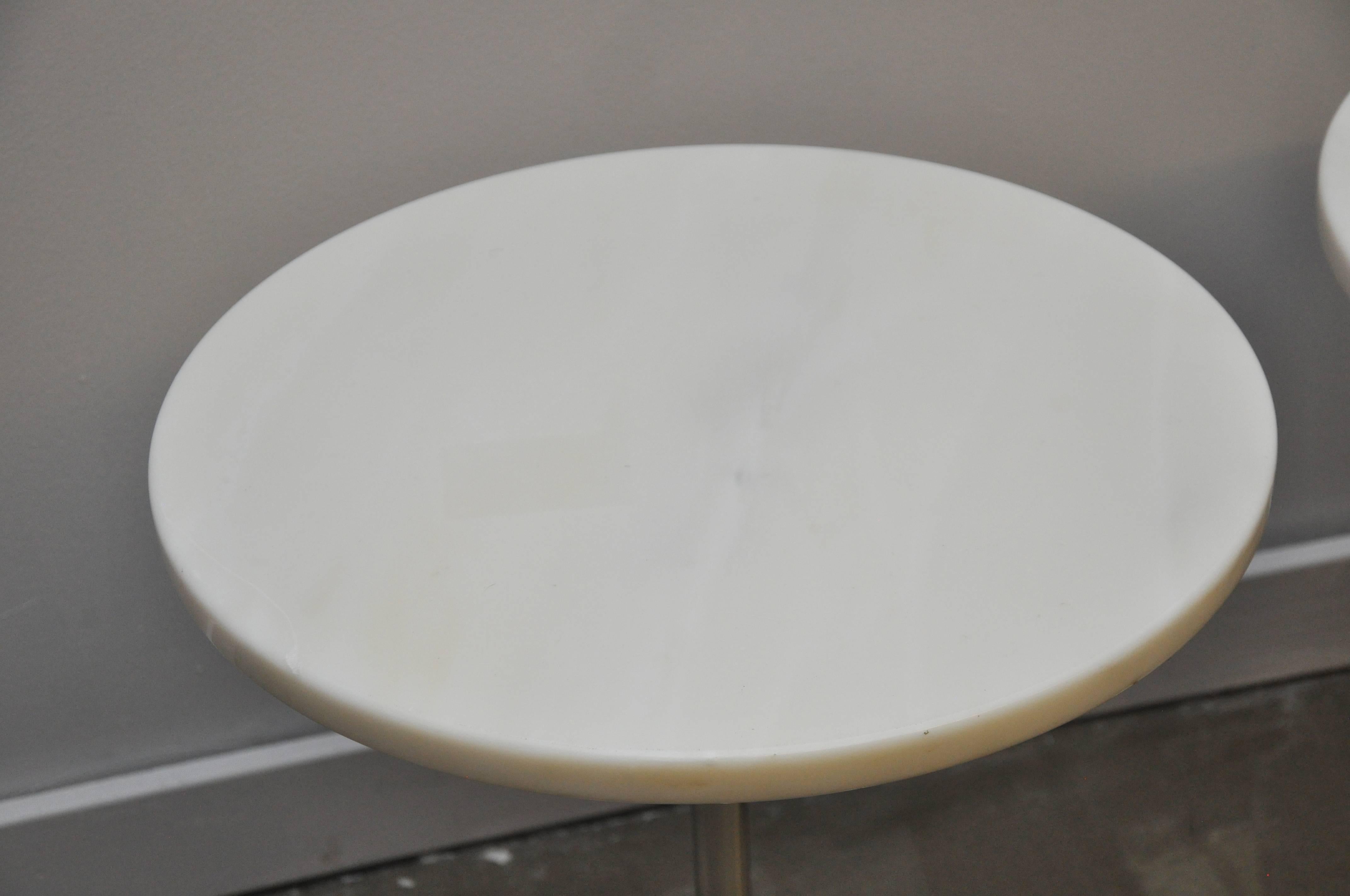 Pair of White Marble and Stainless Steel Side Tables by Gerald R. Griffith In Excellent Condition In Chicago, IL