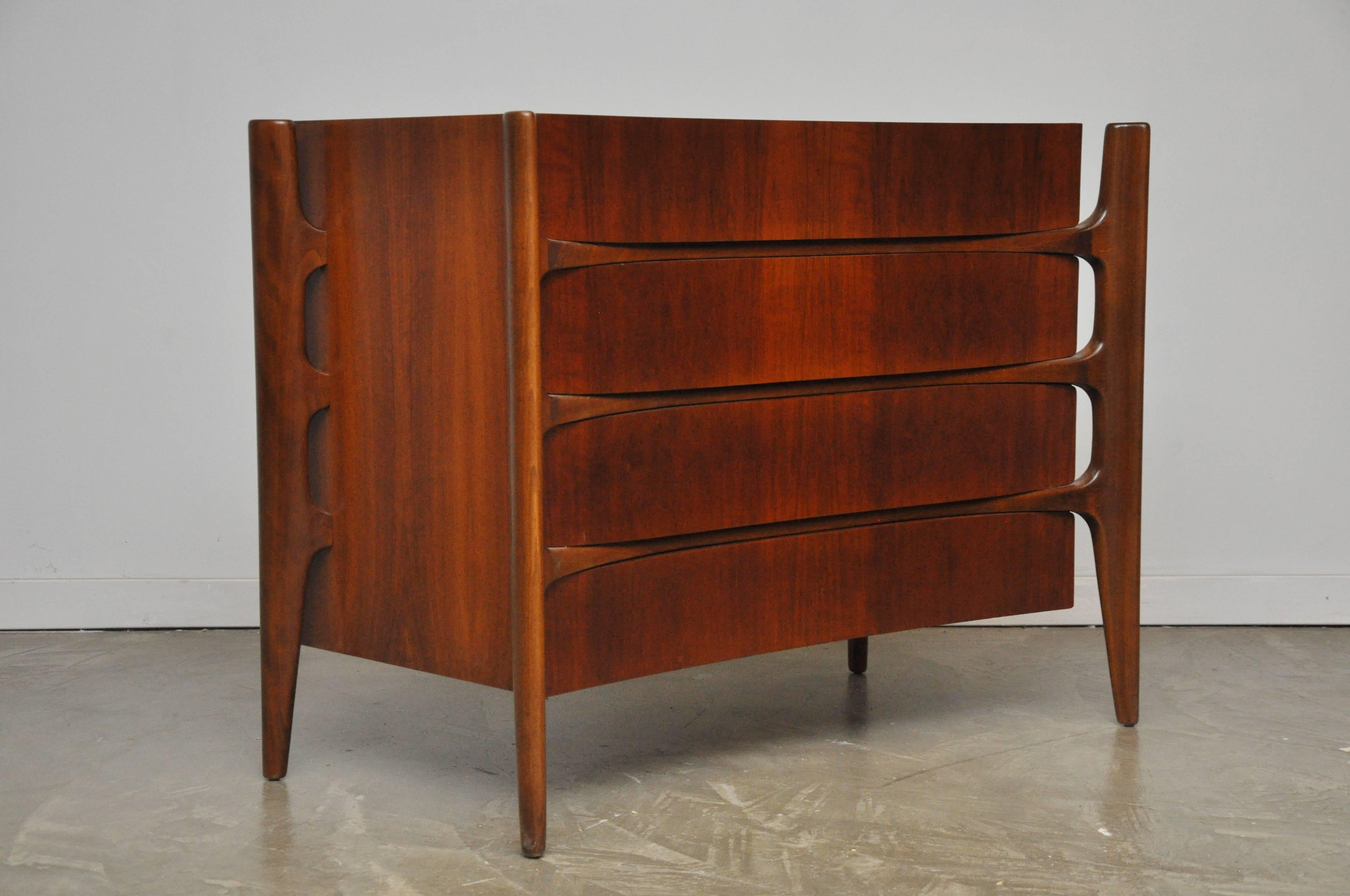 William Hinn Walnut Chest of Drawers In Excellent Condition In Chicago, IL