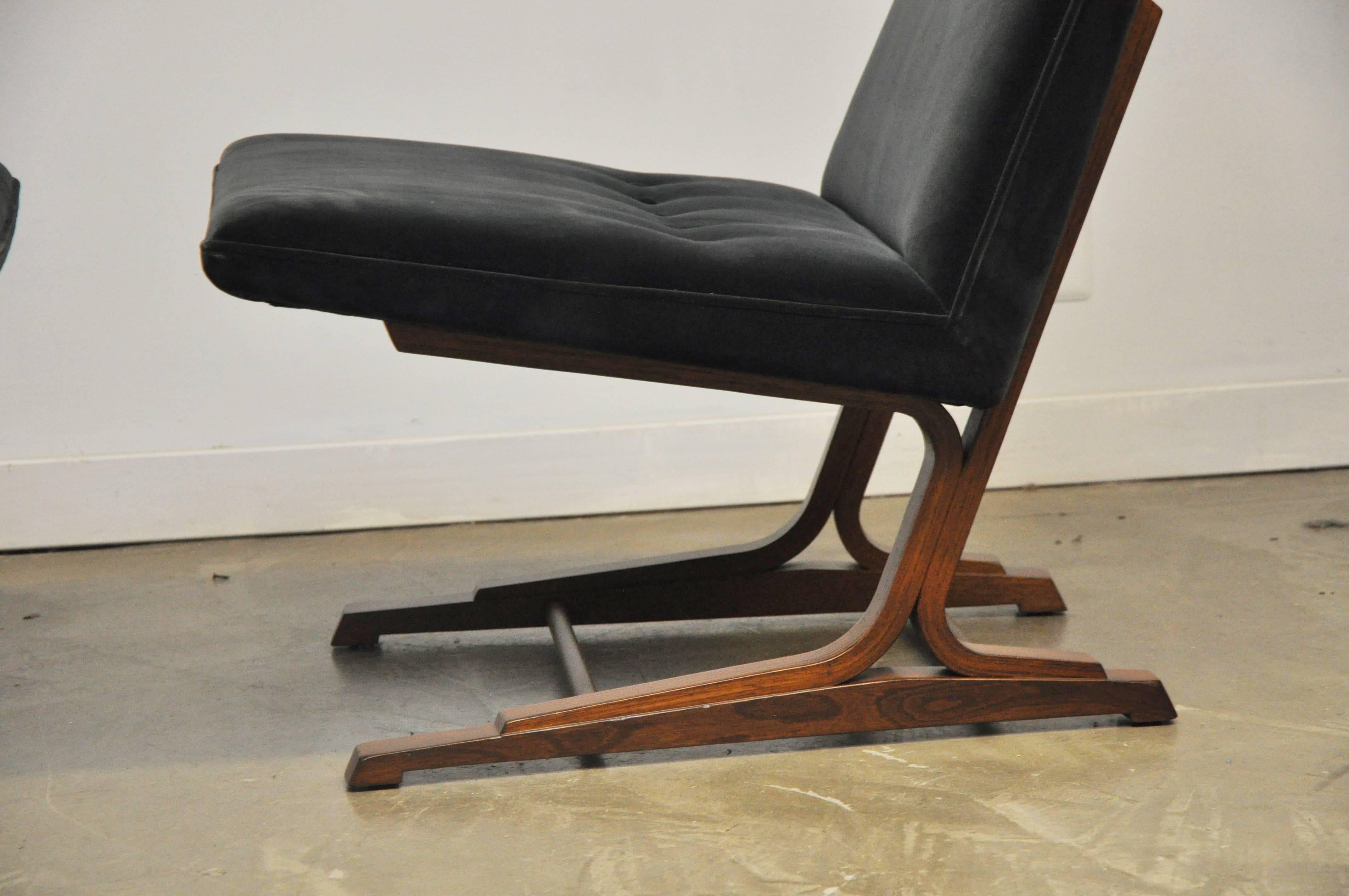 Rare Dunbar Cantilever Lounge Chairs by Roger Sprunger, Model 480 1