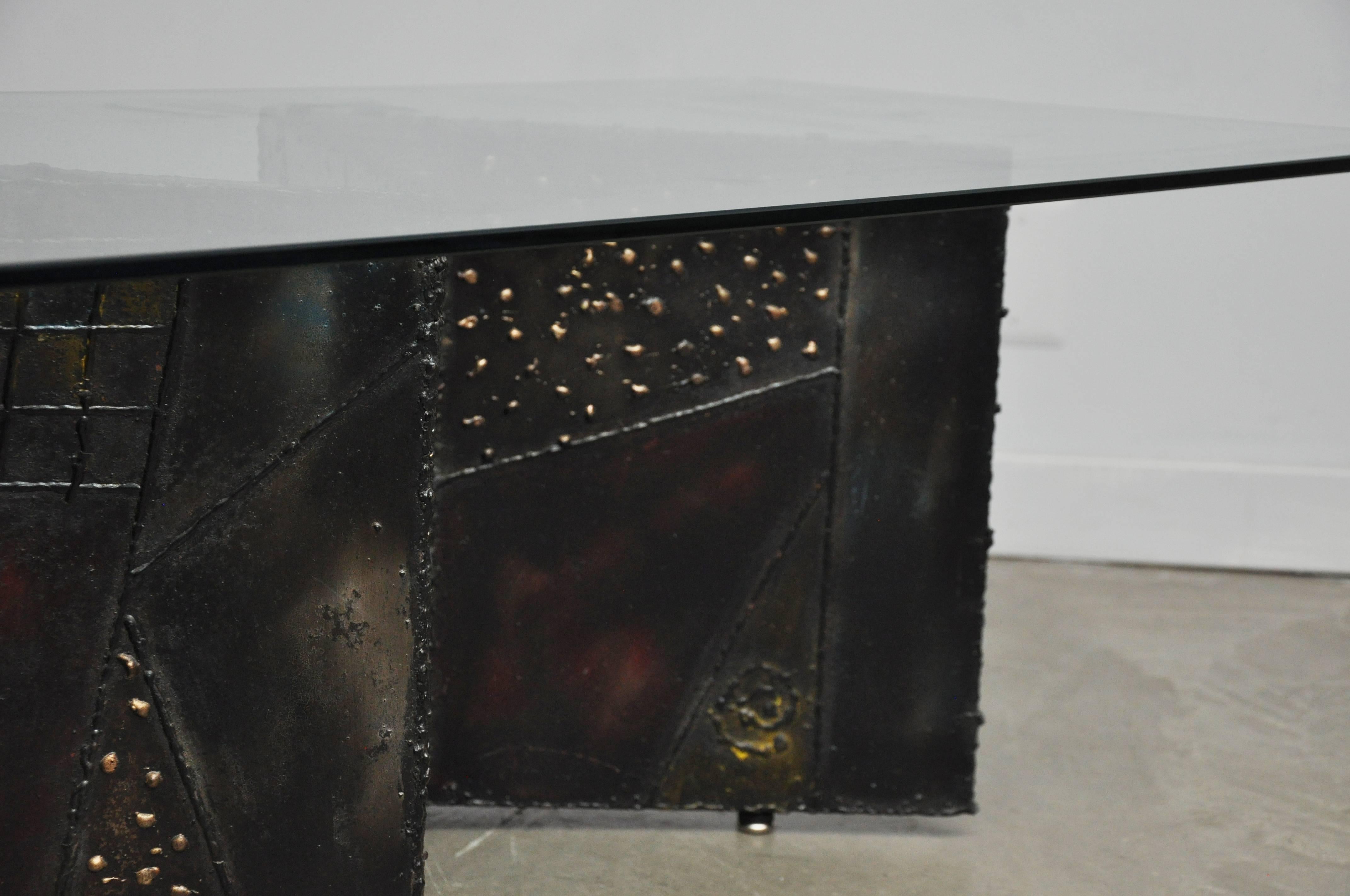 Paul Evans Zig Zag Coffee Table In Good Condition In Chicago, IL