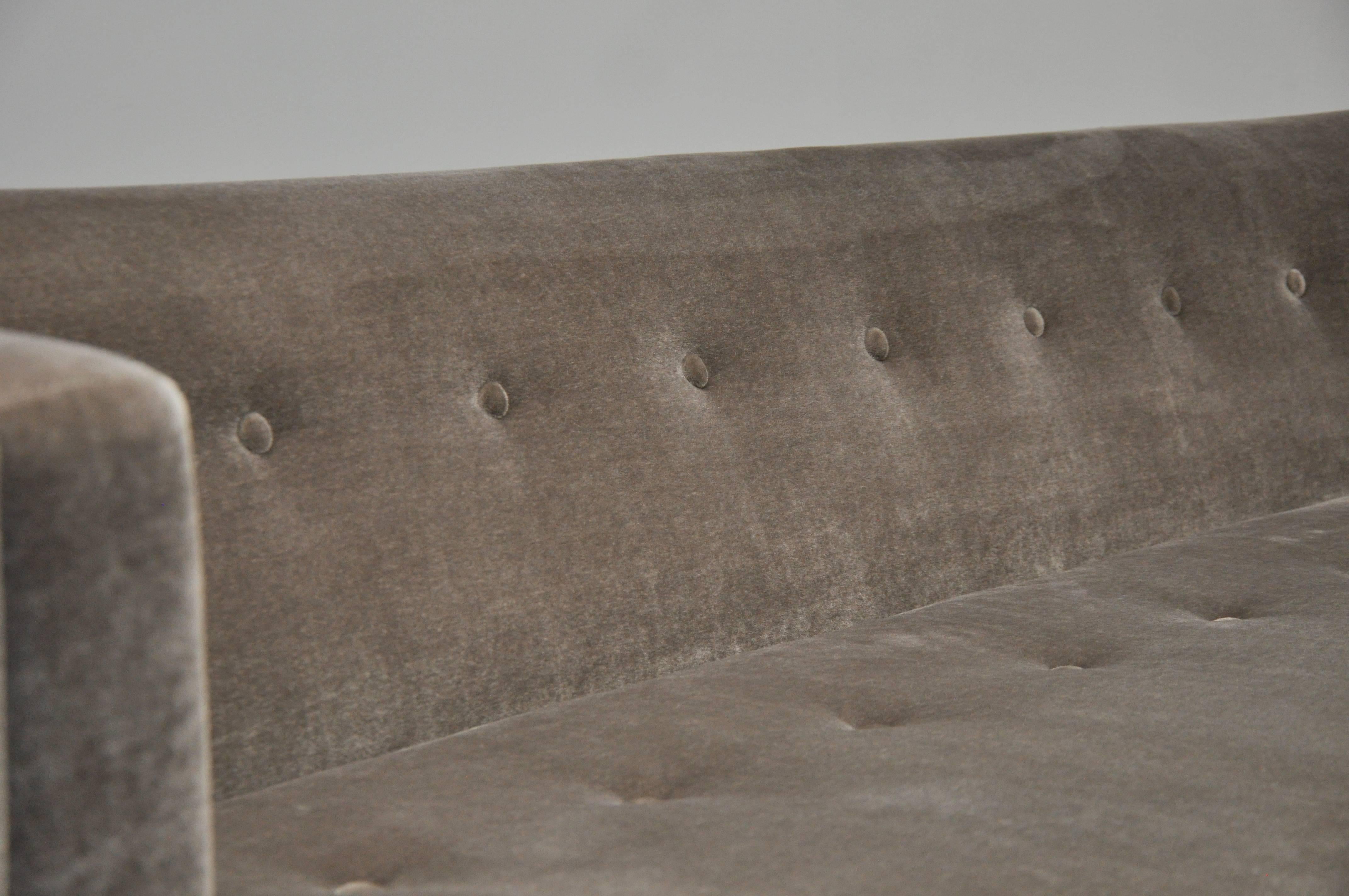 Mid-Century Modern Dunbar Sofa by Edward Wormley