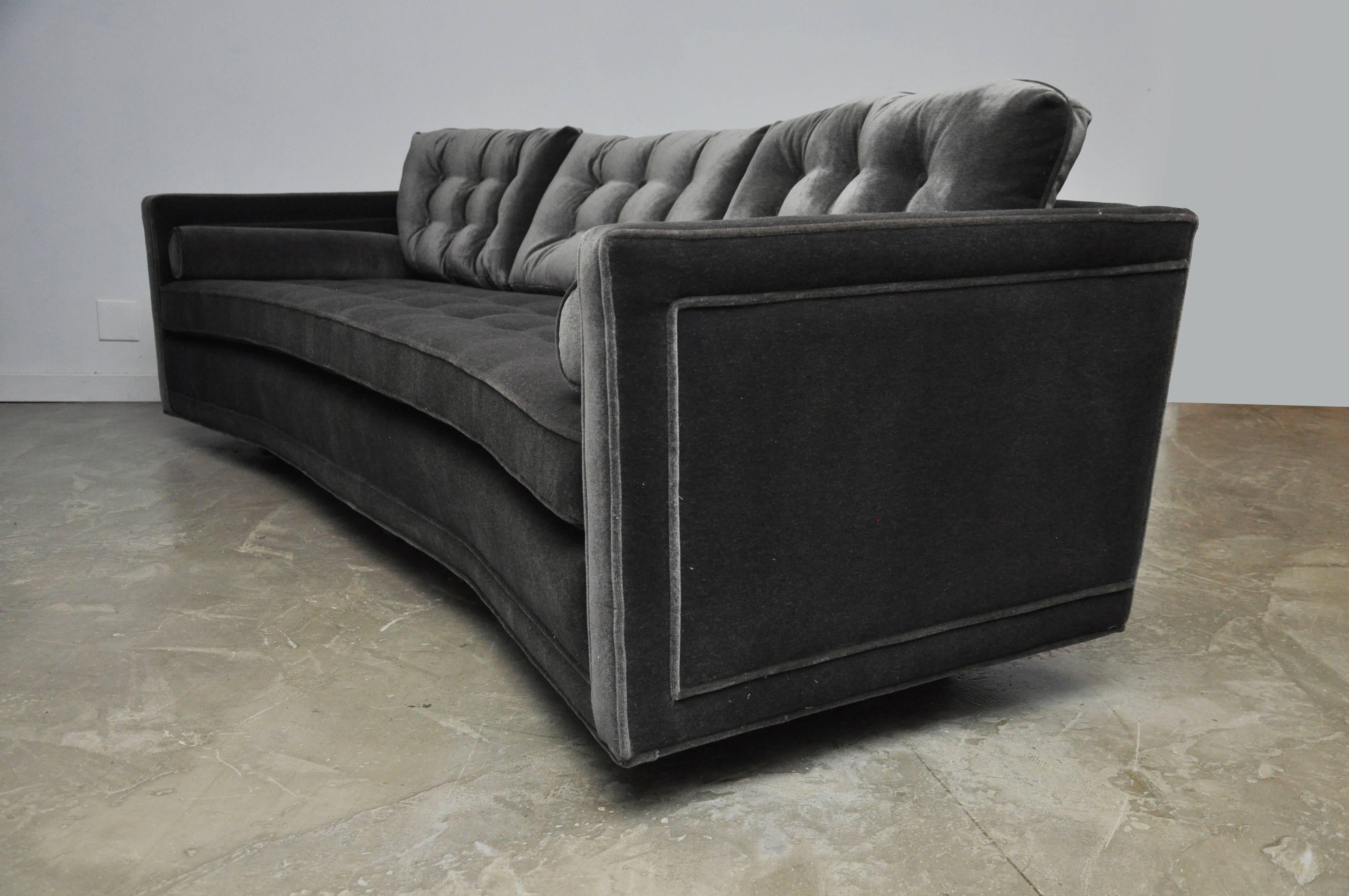 Harvey Probber Curved Sofa In Excellent Condition In Chicago, IL