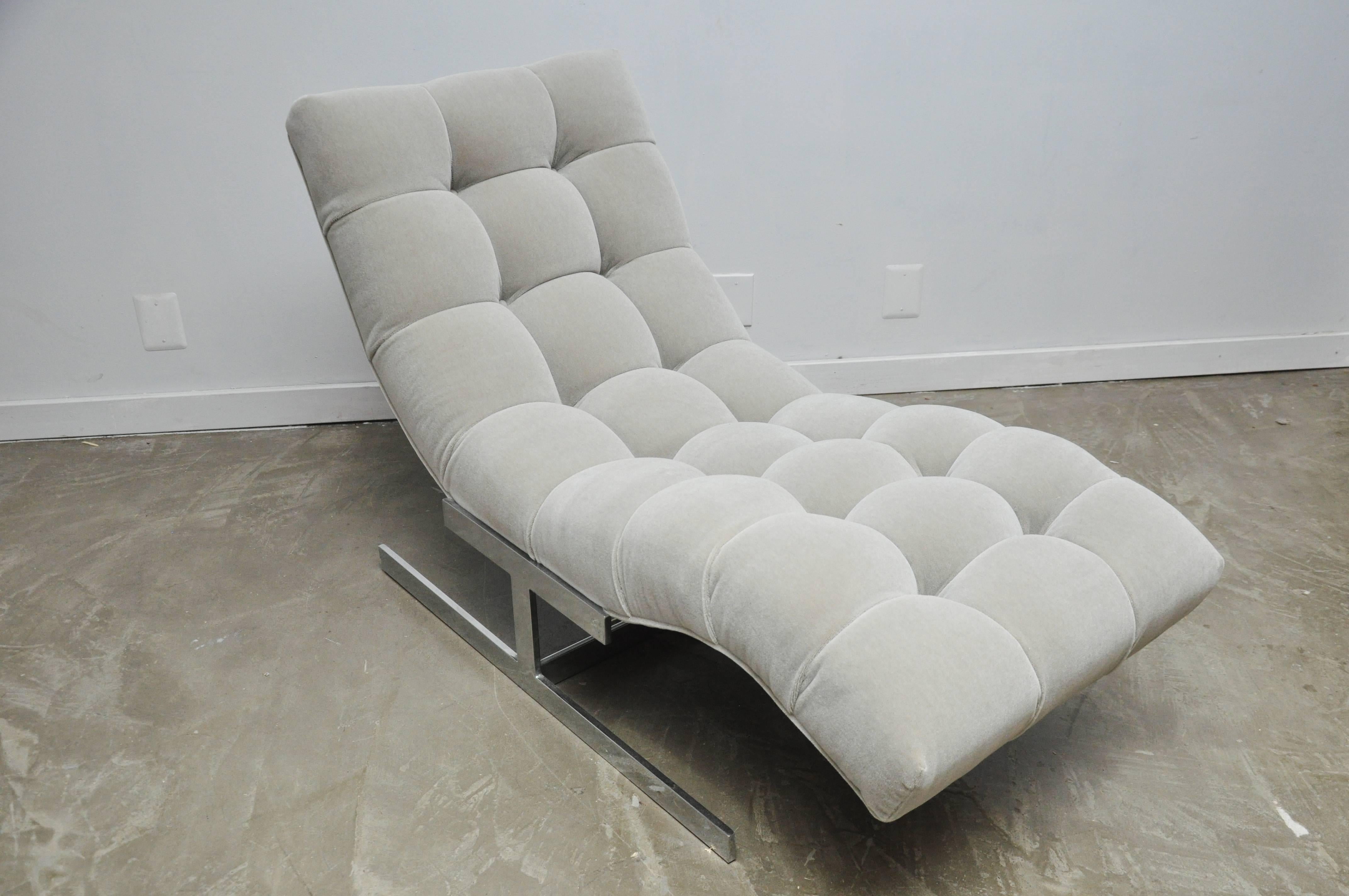 American Wave Chaise in Grey Mohair, circa 1970s