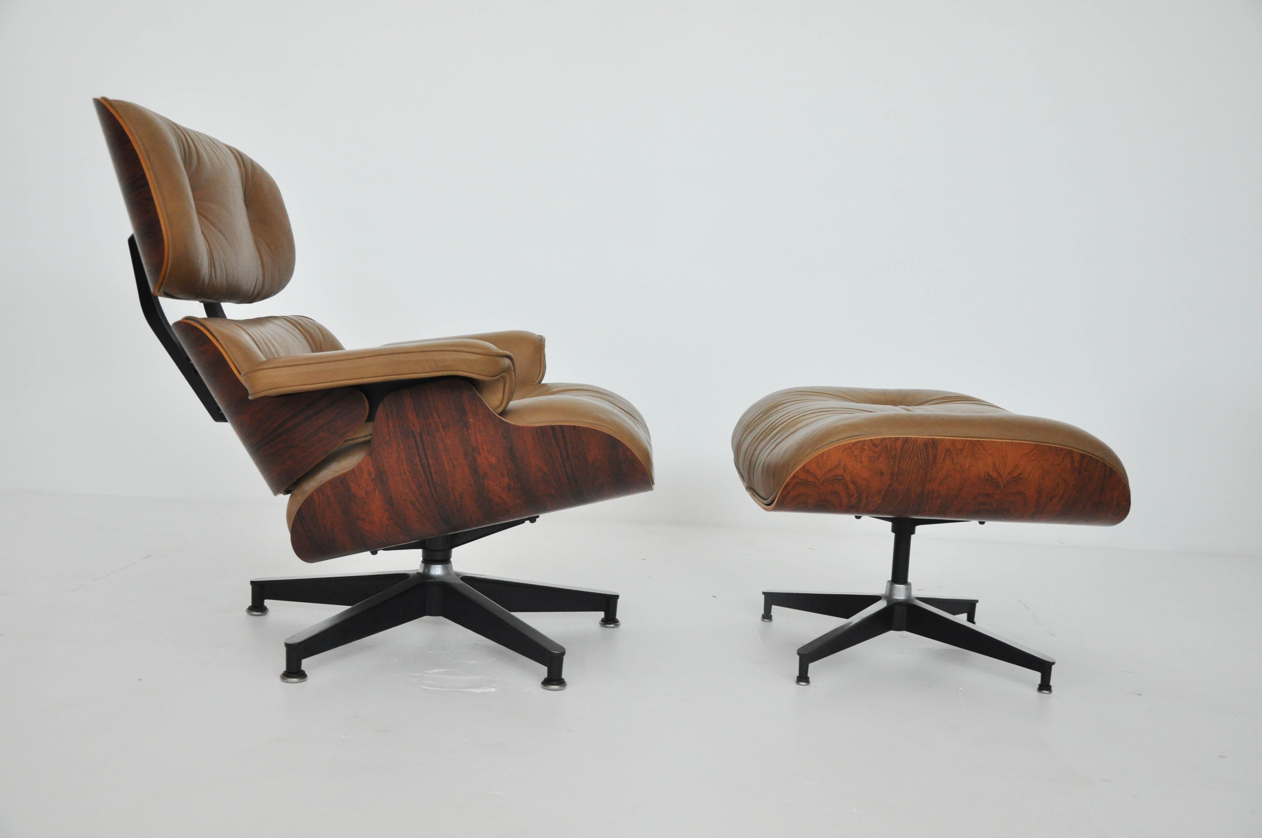 Rosewood Charles Eames Lounge Chair for Herman Miller