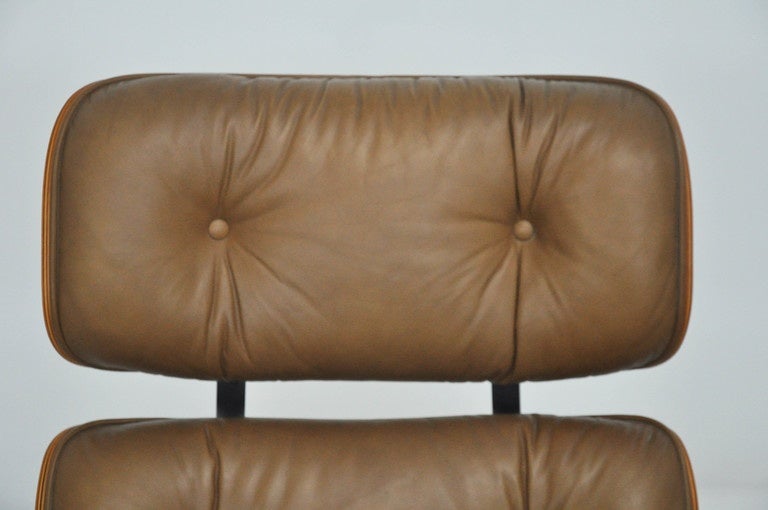American Rosewood Charles Eames Lounge Chair for Herman Miller