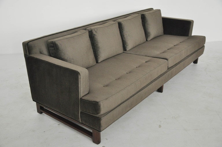 Dunbar Sofa by Edward Wormley in Mohair In Excellent Condition In Chicago, IL