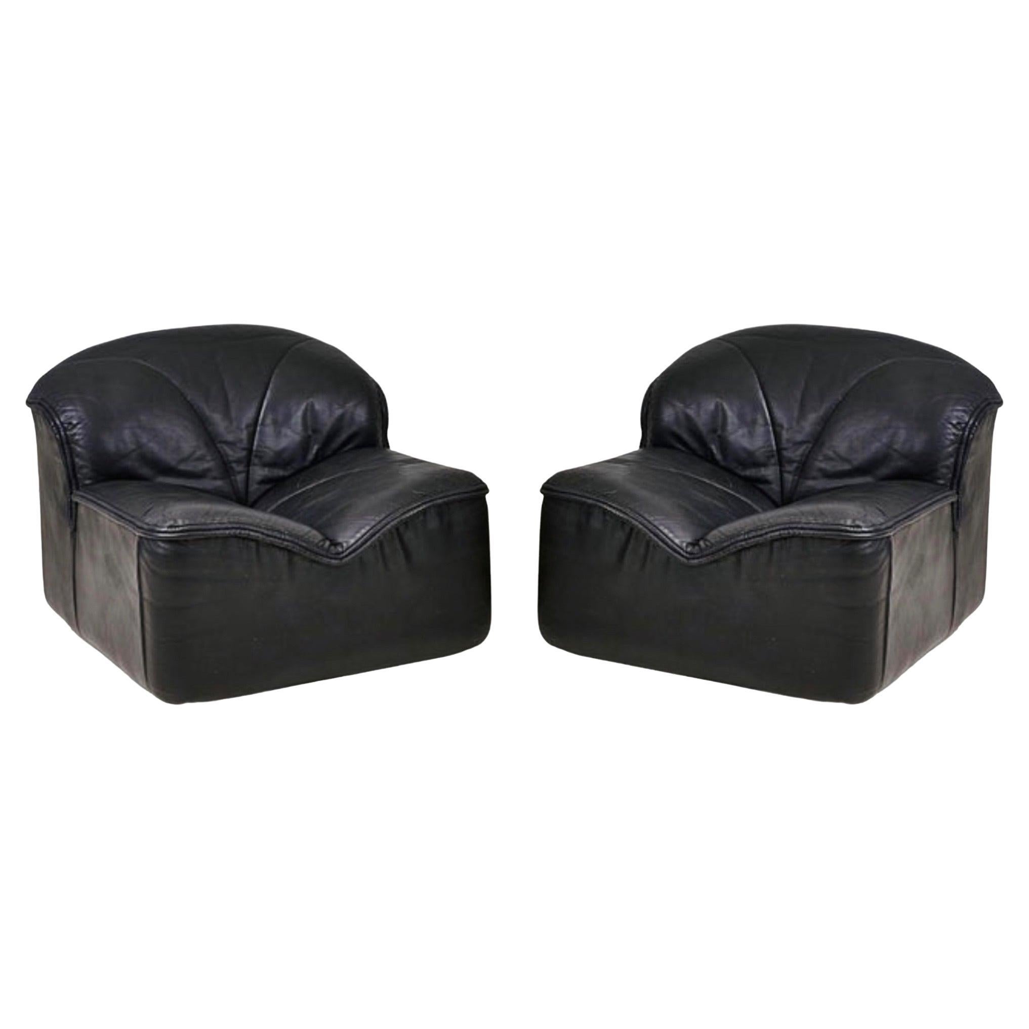 Guido Faleschini Black Leather Lounge Chairs Mariani for Pace For Sale