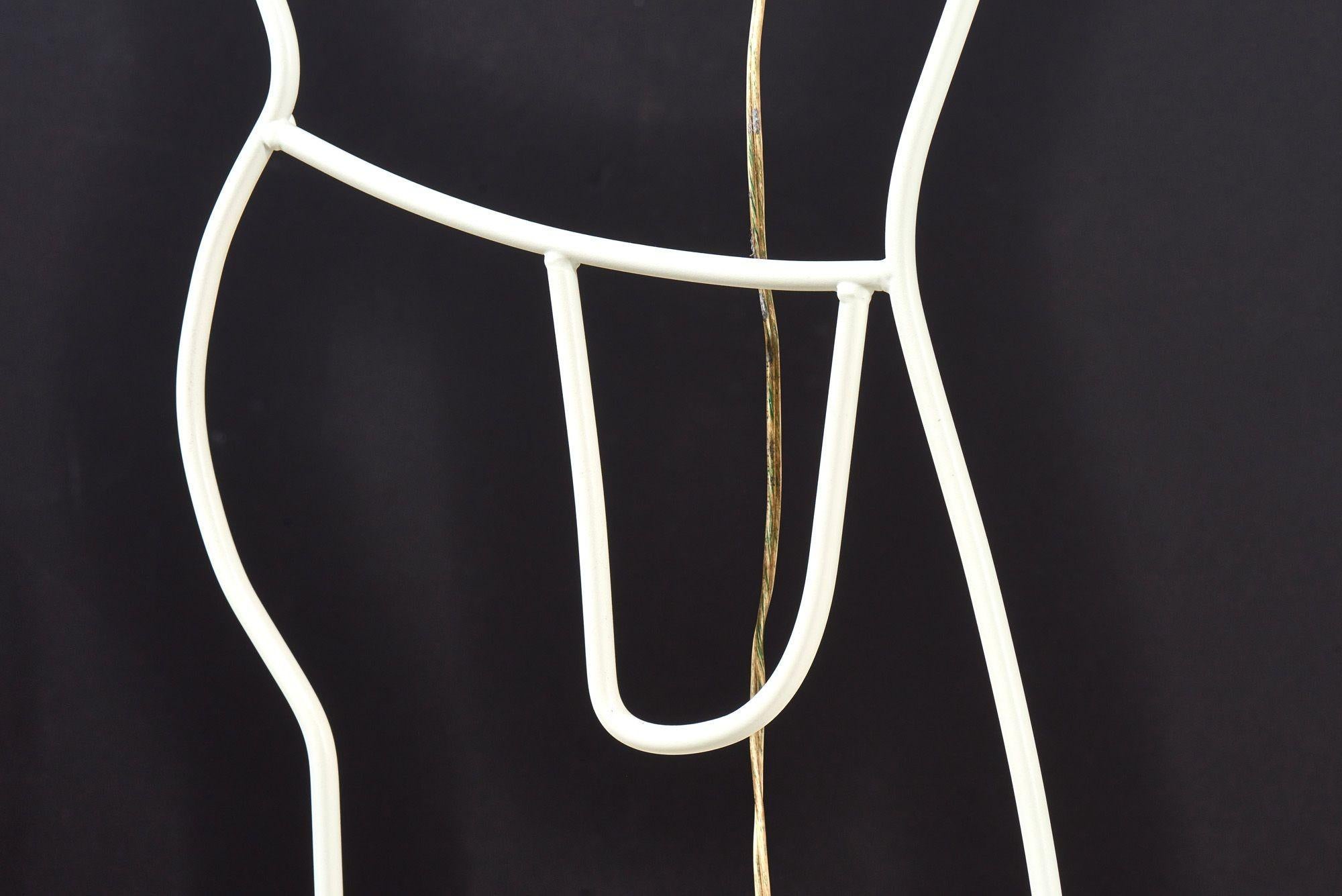 Post Modern Line Art Human Figural Floor Lamp, 1970 In Excellent Condition For Sale In Chicago, IL