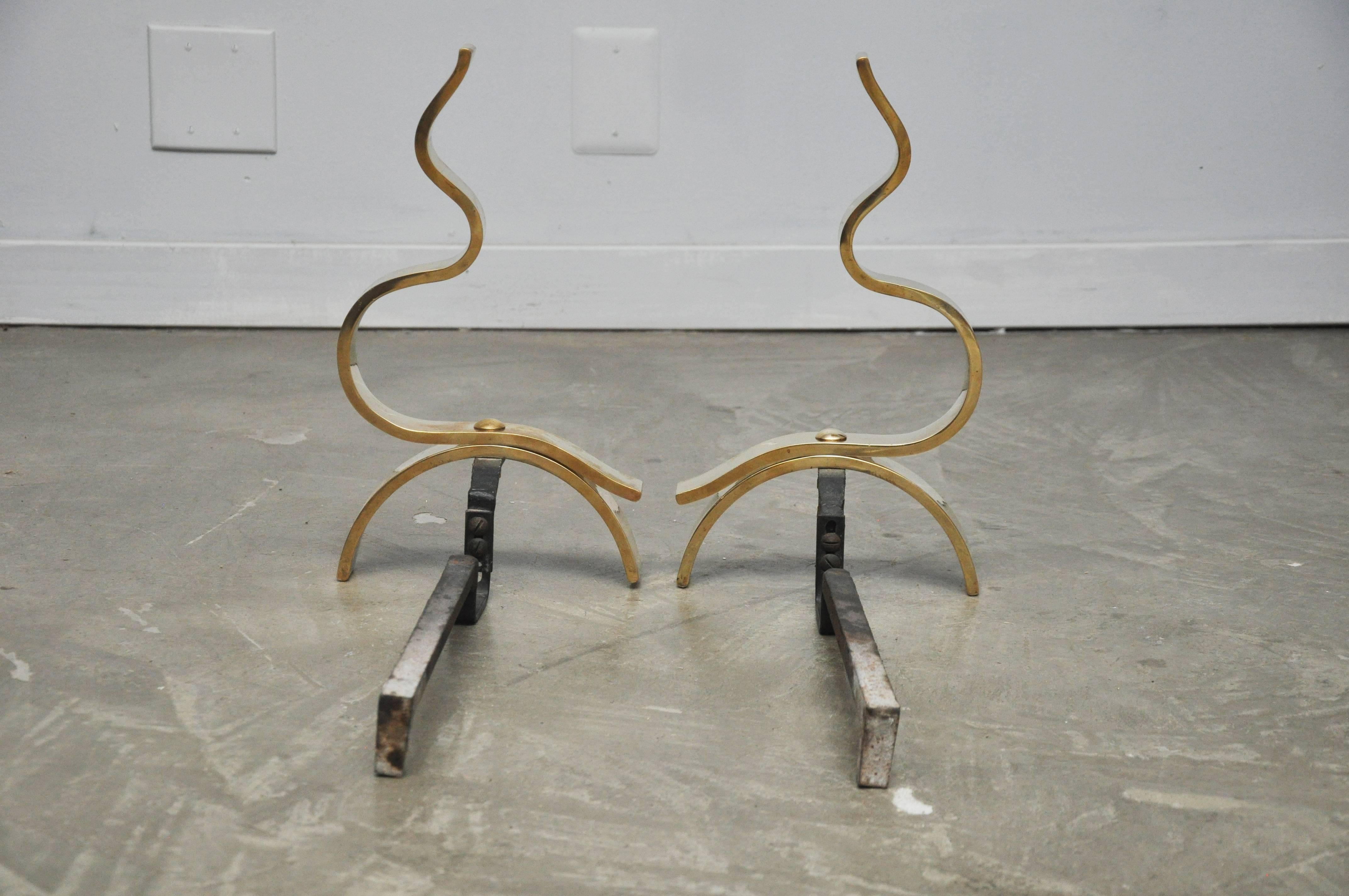 Brass Mid-Century Modern Abstract Flame Andirons In Excellent Condition In Chicago, IL