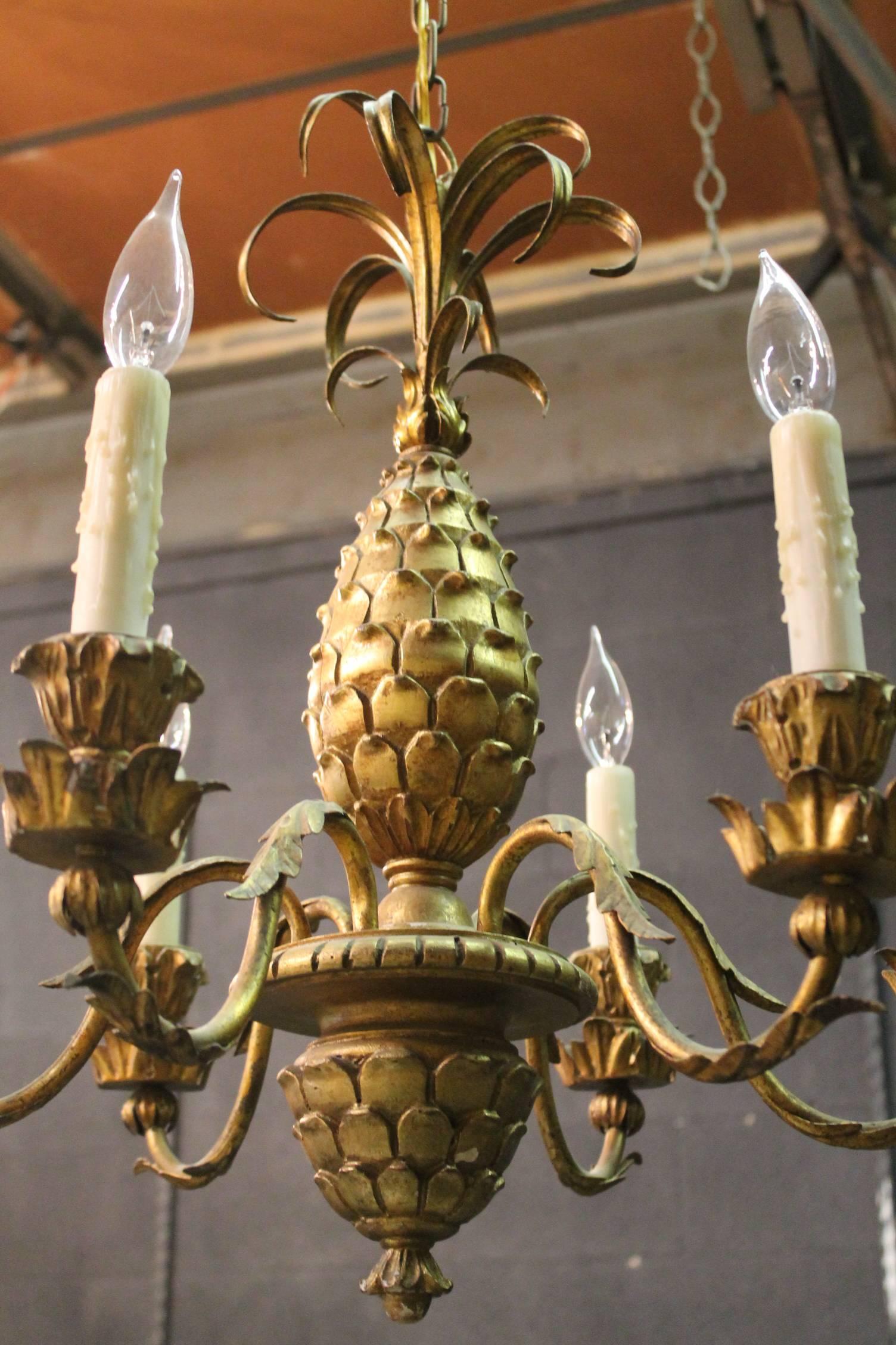 Italian Carved Giltwood Pineapple Chandelier In Excellent Condition For Sale In Charlotte, NC