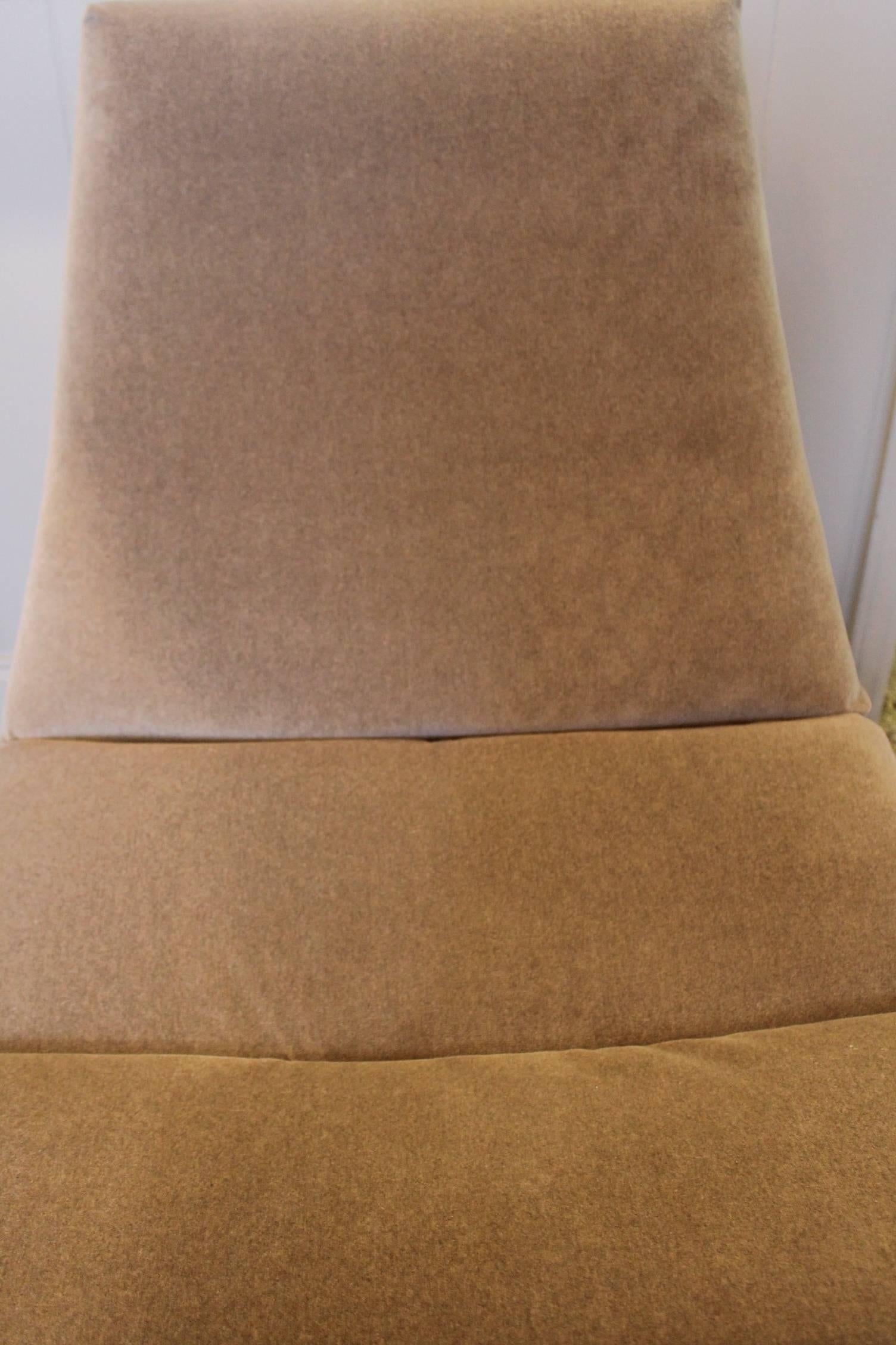 Mid-Century B & B Italia Swivel Chair For Sale 2