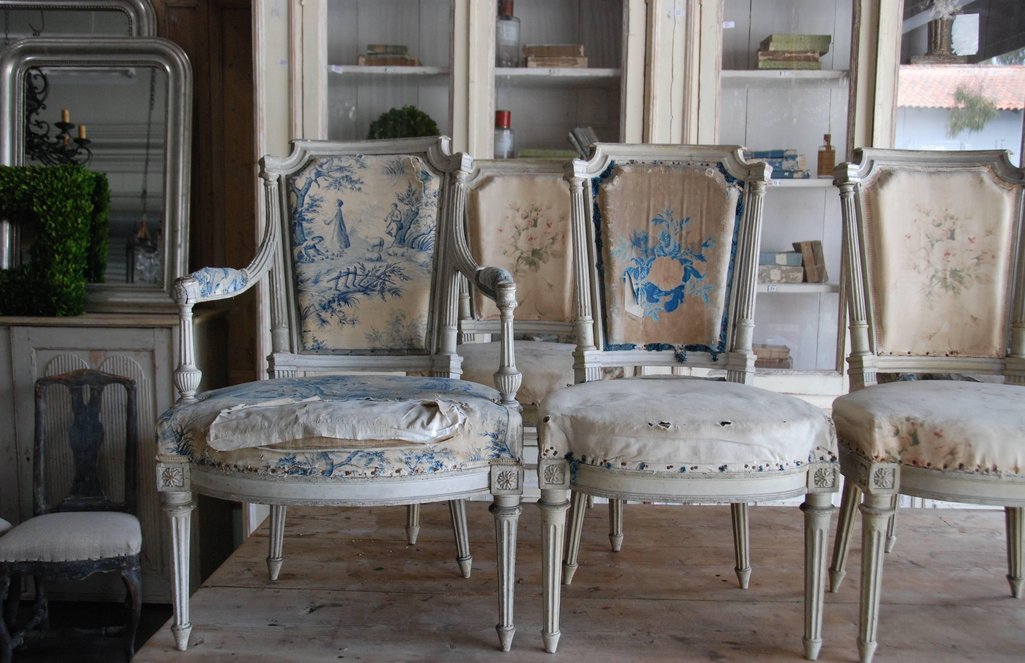  Set of Six French Period Louis XVI Chairs Attributed to Georges Jacob In Good Condition In Encinitas, CA