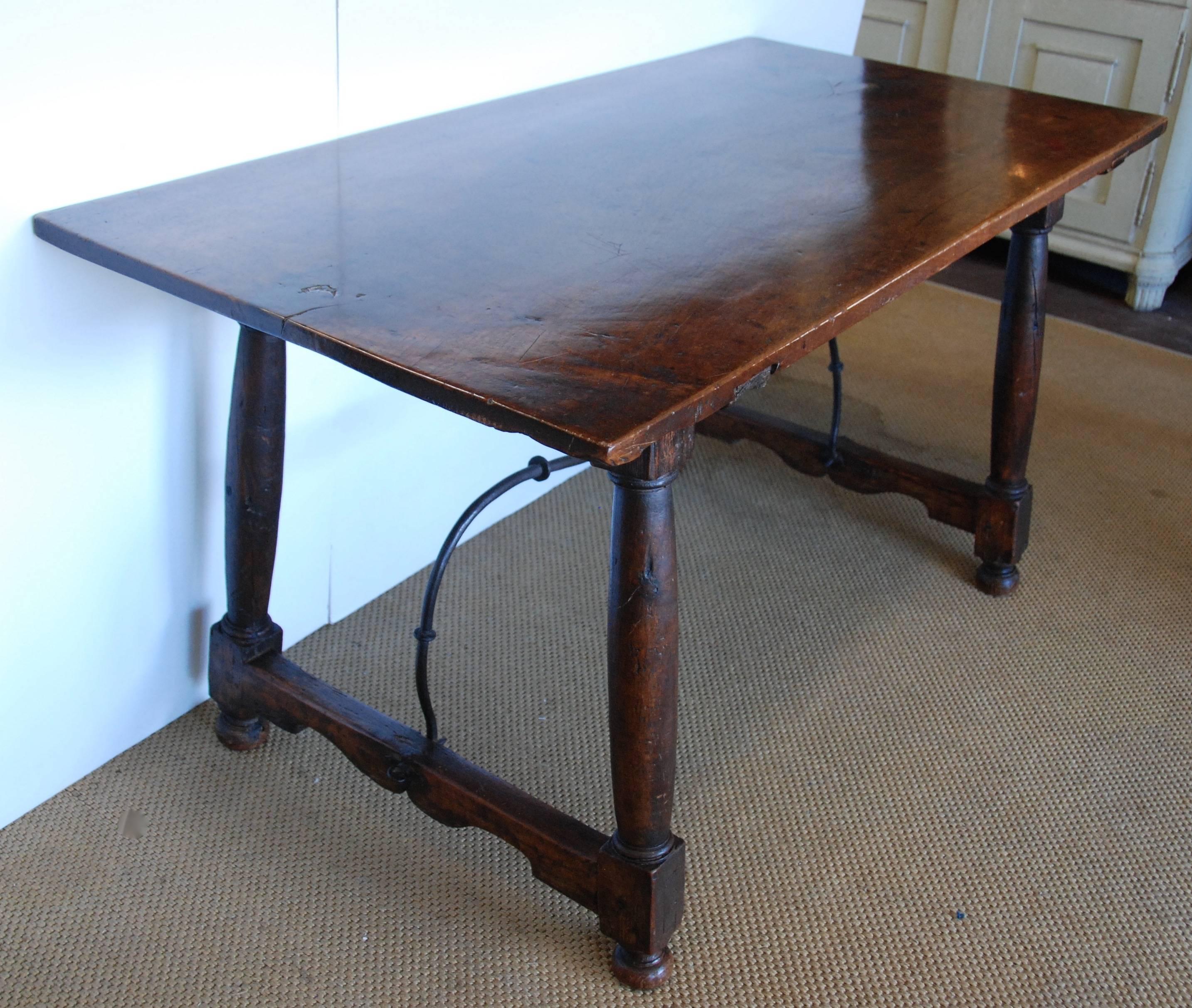 Spanish 17th Century Portuguese Walnut Table For Sale
