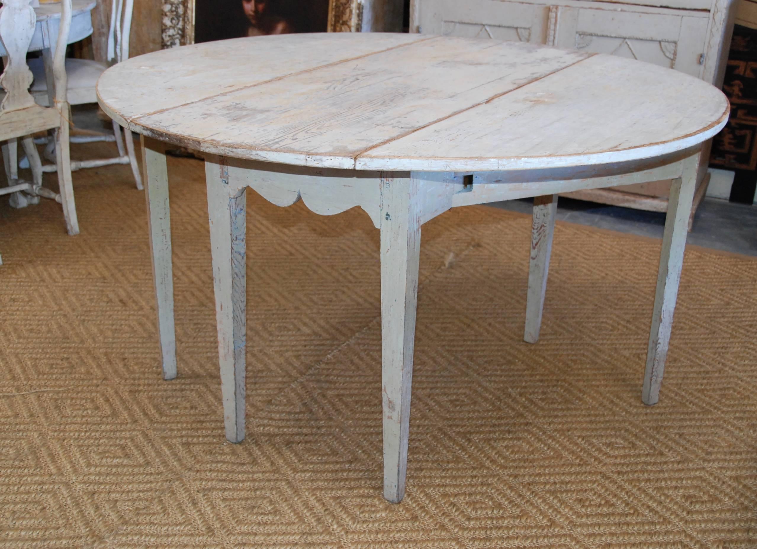 drop leaf farm table