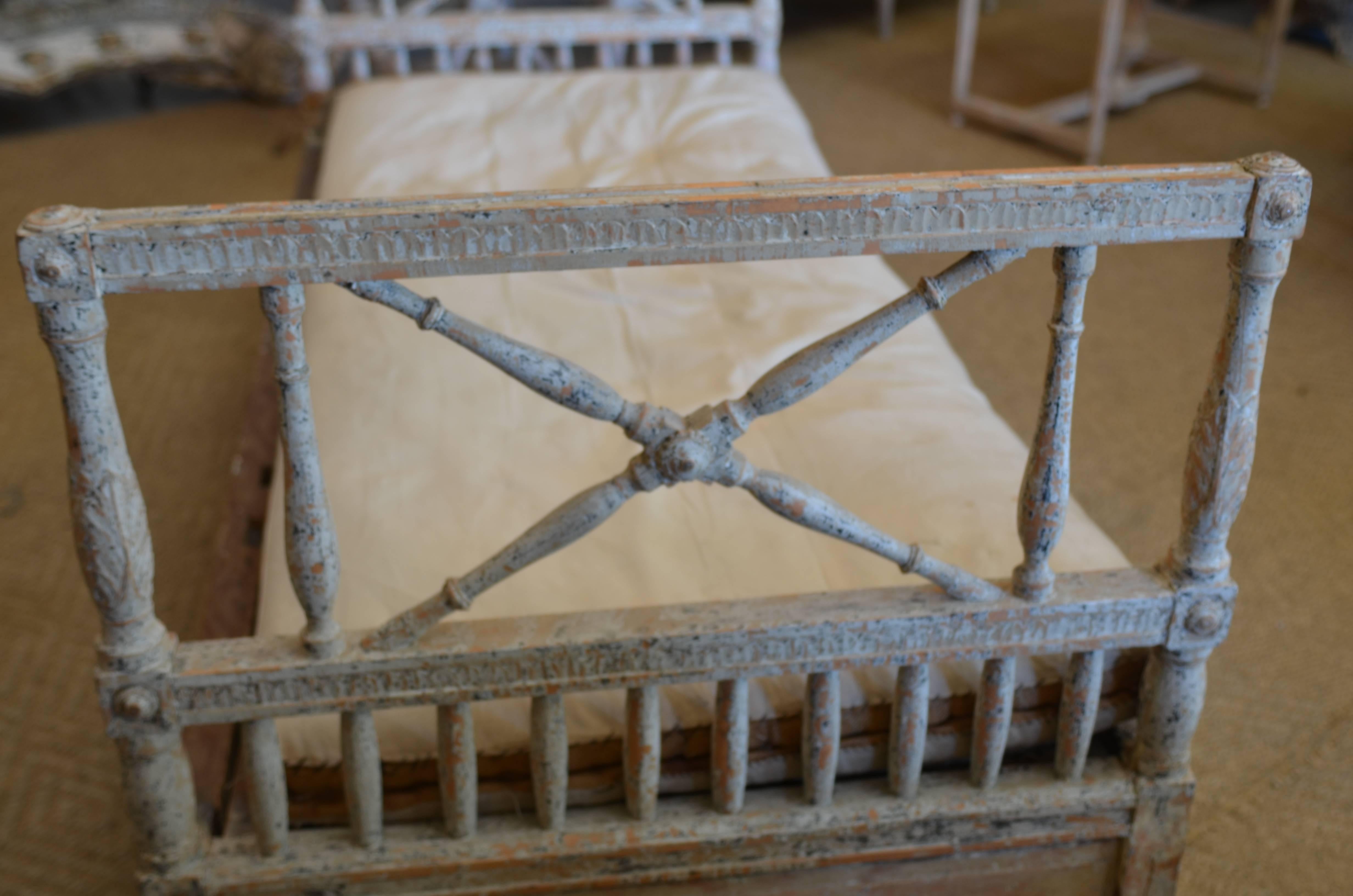 18th Century Swedish Gustavian Daybed In Good Condition In Encinitas, CA