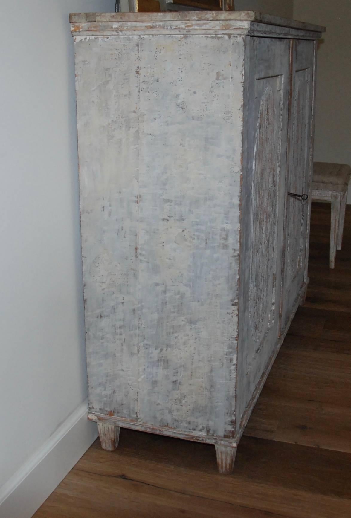 18th Century Swedish Gustavian Sideboard In Excellent Condition For Sale In Encinitas, CA