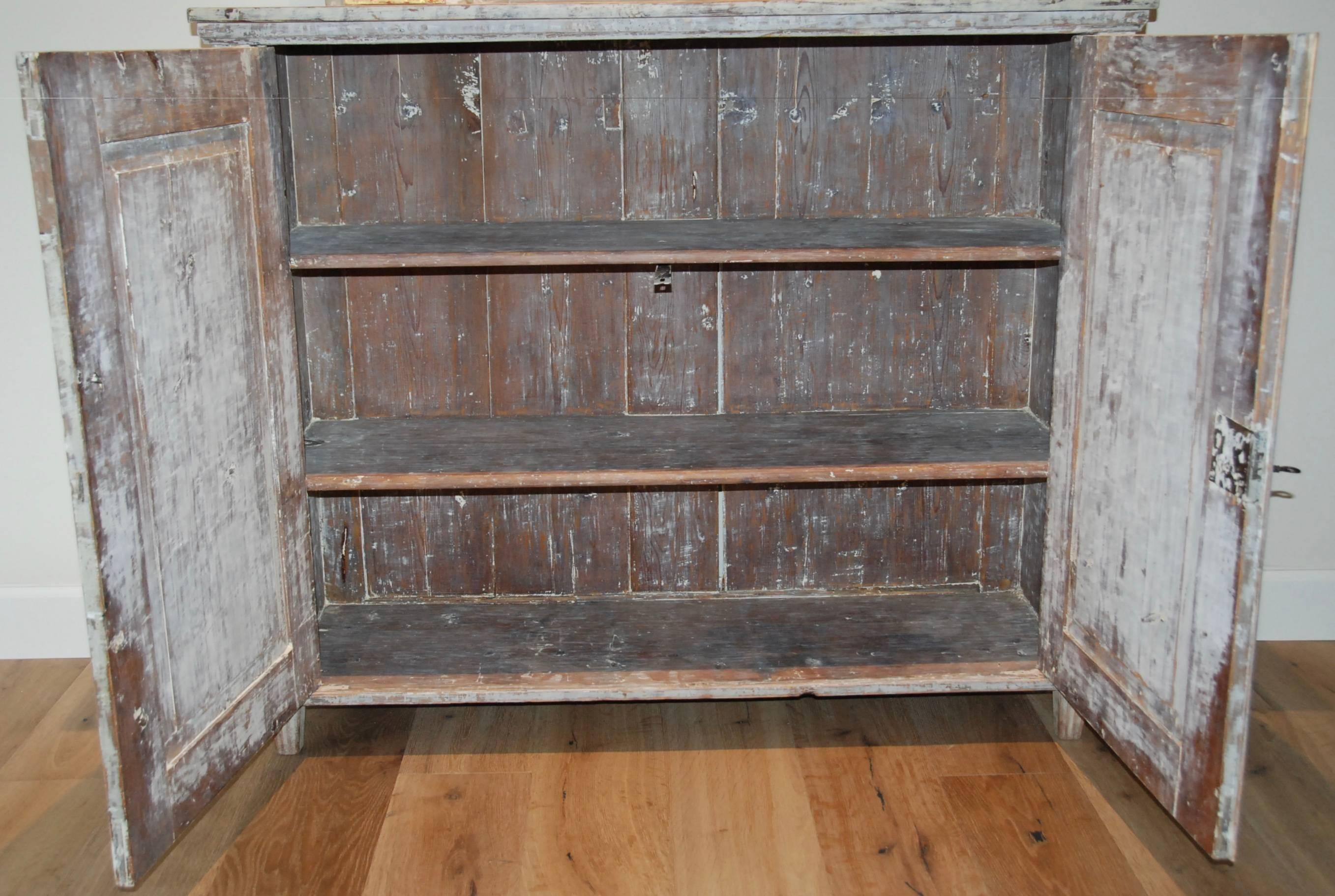 18th Century Swedish Gustavian Sideboard For Sale 1