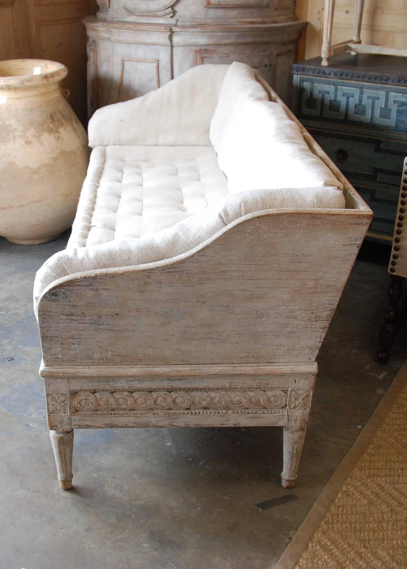 Rococo 18th Century Swedish Trag Sofa For Sale